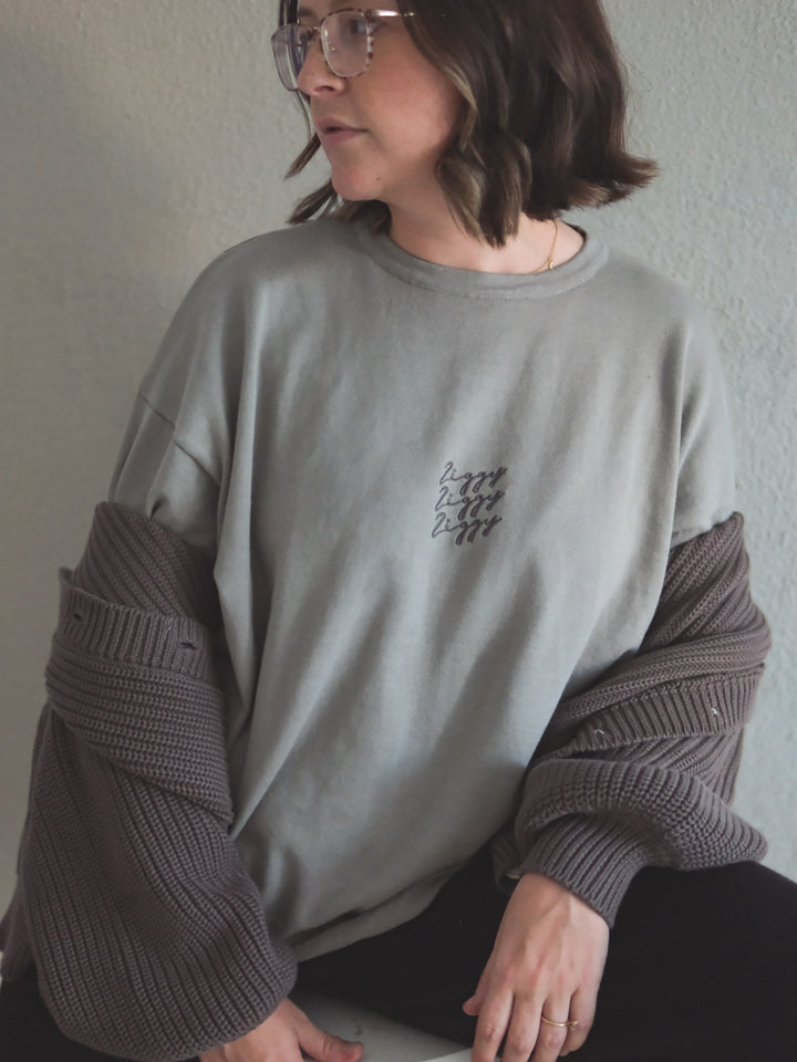 SIGNATURE TEE | GRAY (WOMEN'S)