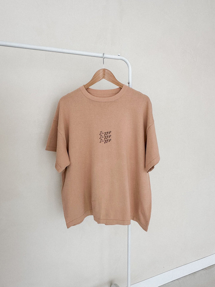 SIGNATURE TEE | PECAN (WOMEN'S)