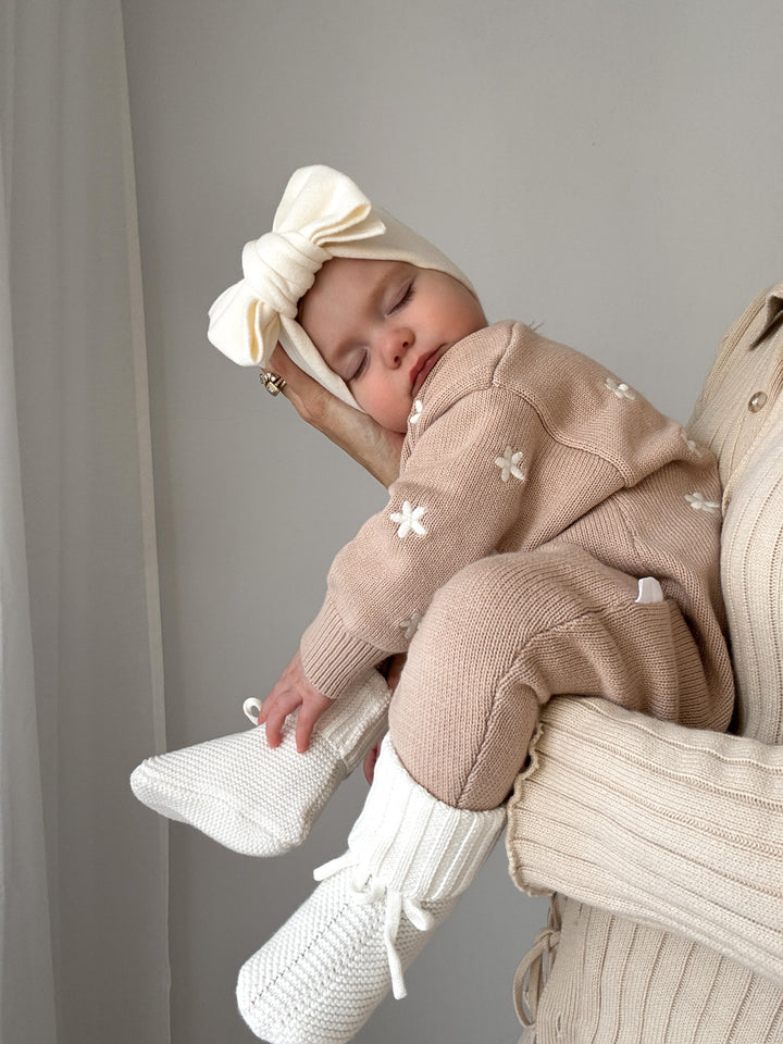 BOOTIES | MILK