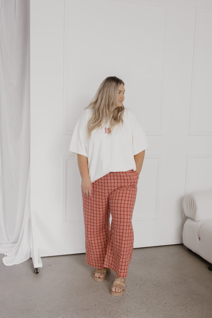 SIGNATURE TEE | MILK (WOMEN'S)