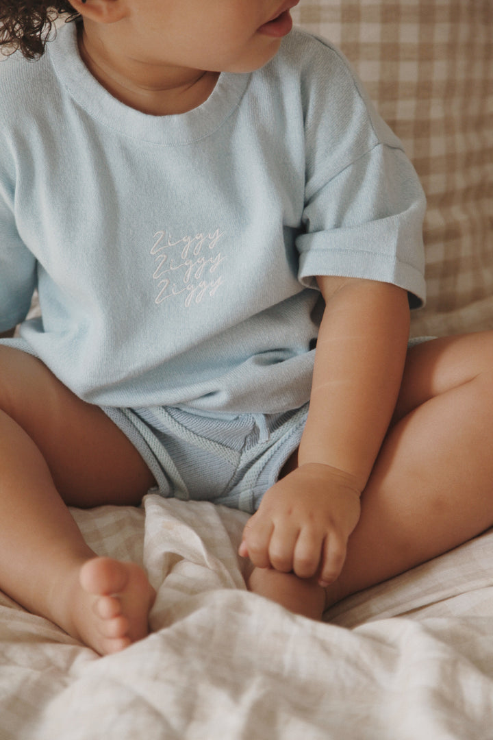 SIGNATURE TEE | ECHO