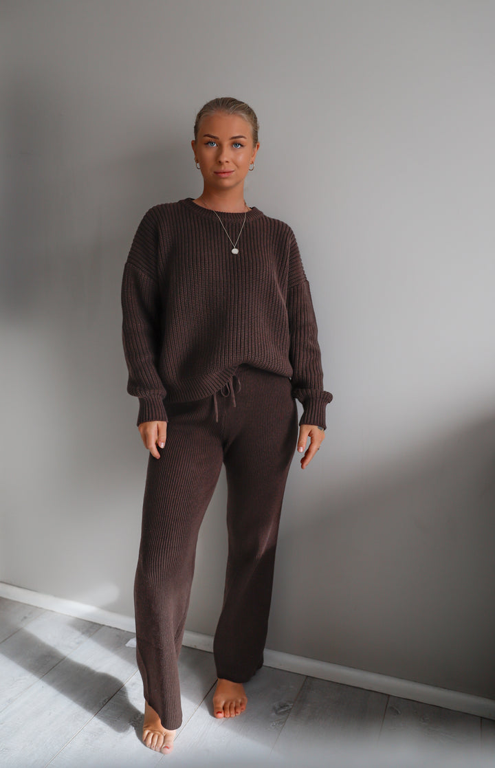 JUMPER | SUPER CHUNKY | ESPRESSO (WOMEN'S)
