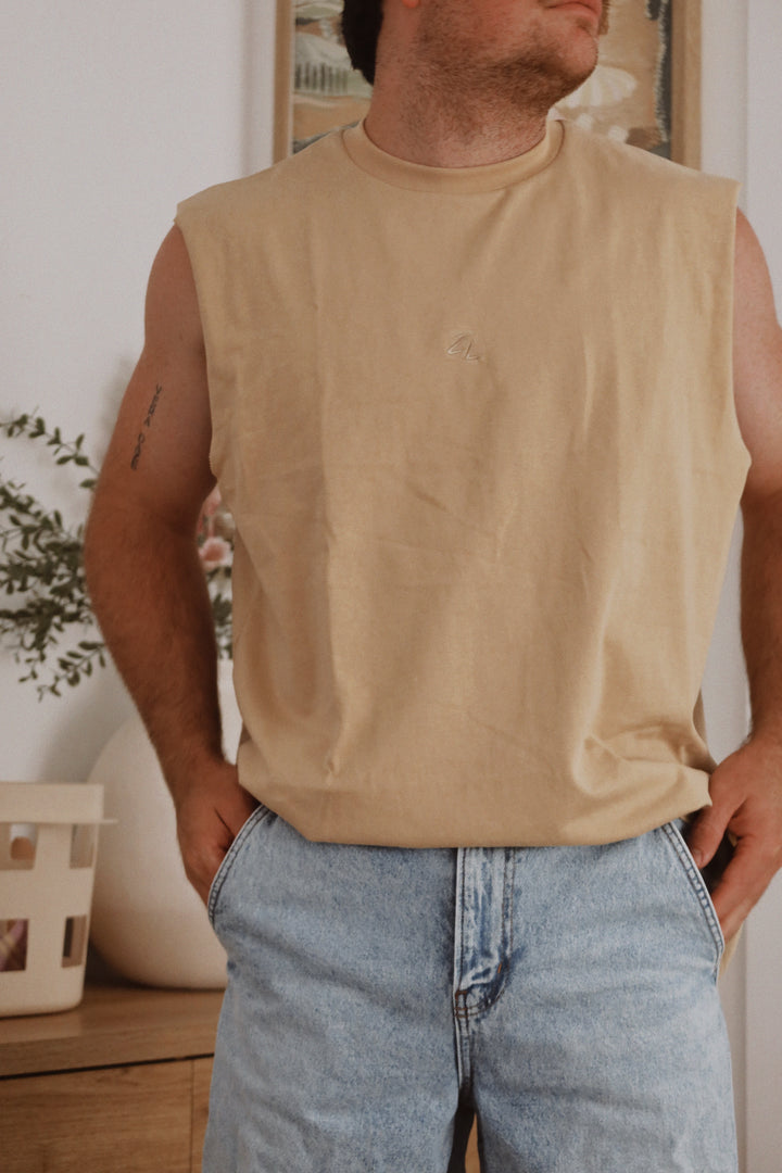 MUSCLE TEE | TAN (MEN'S)
