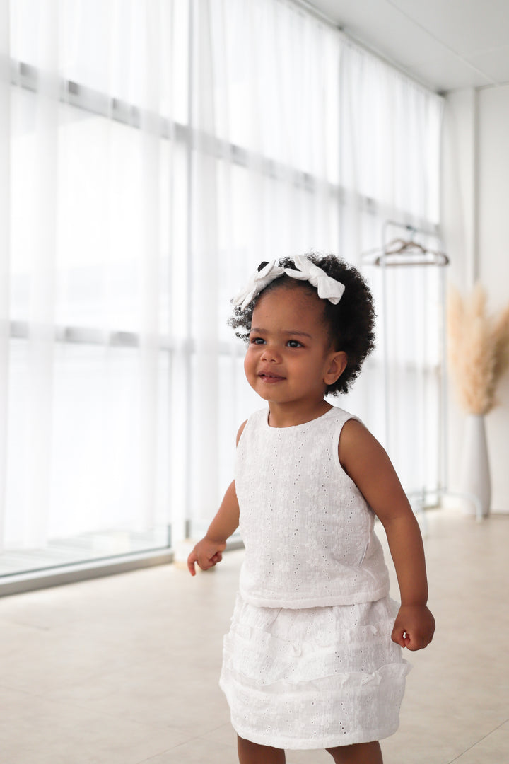 BOWS | LAUREL