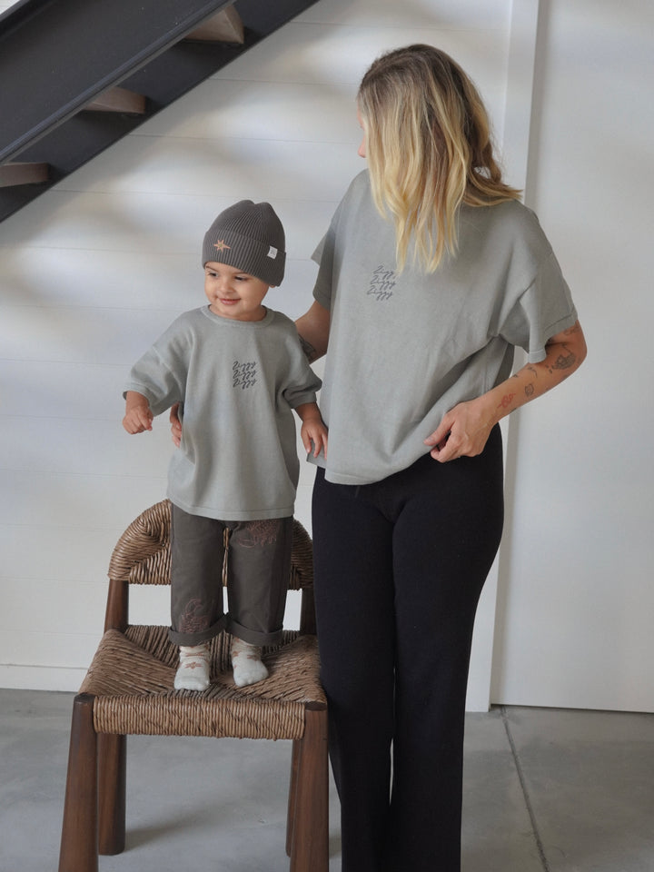 SIGNATURE TEE | GRAY (WOMEN'S)