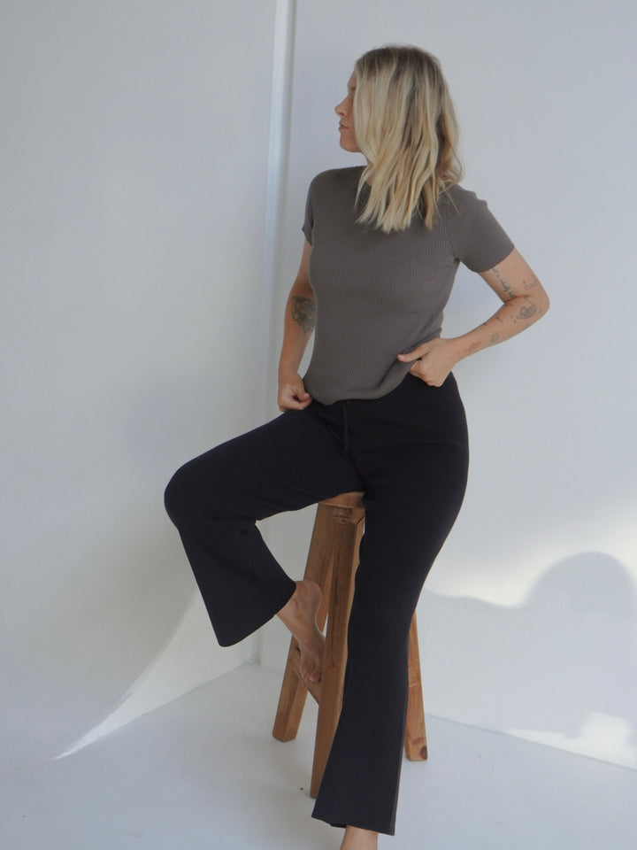 RIBBED TEE | CHARCOAL (WOMEN'S)