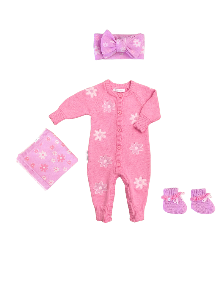 Bundleflatlays_2_3831a45f-45b9-4057-9958-4a14e97a0f0a.png