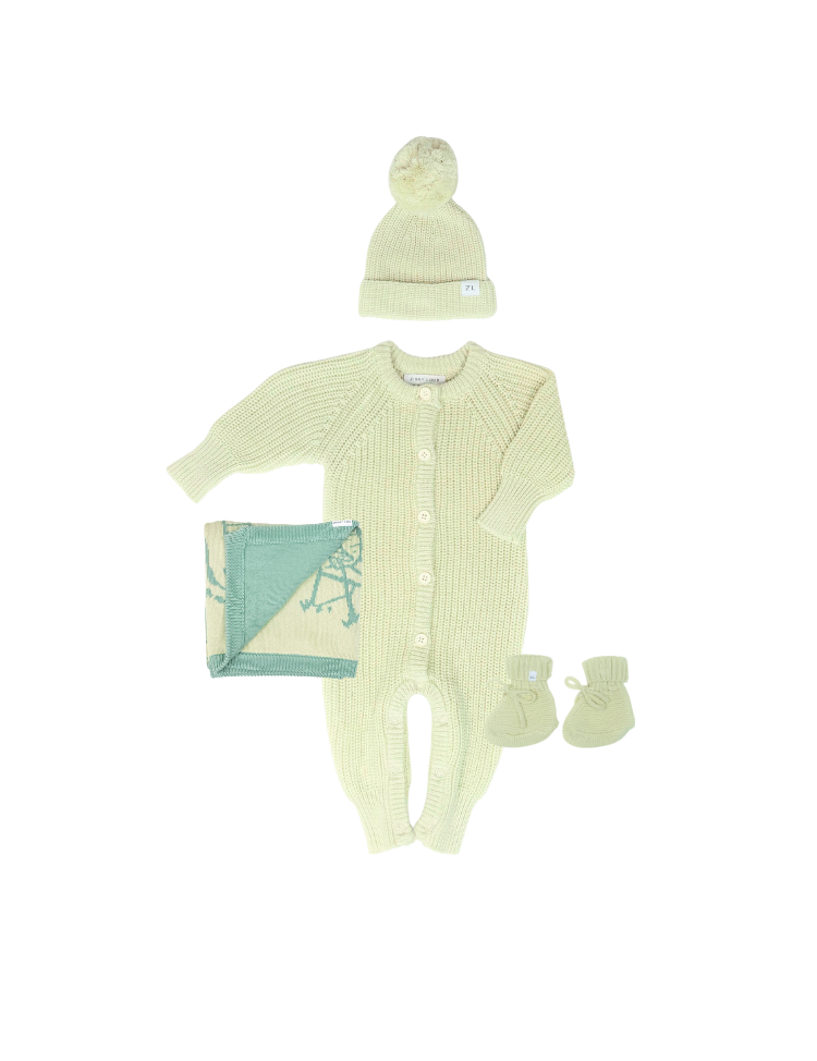 Bundleflatlays_3_b89e7cf6-f23c-4062-9c5f-eebe559124d4.png