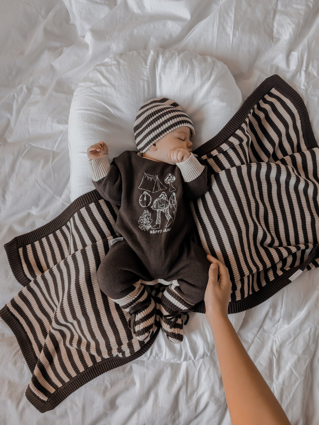 WINTER PLAYSUIT | HAPPY CAMPER