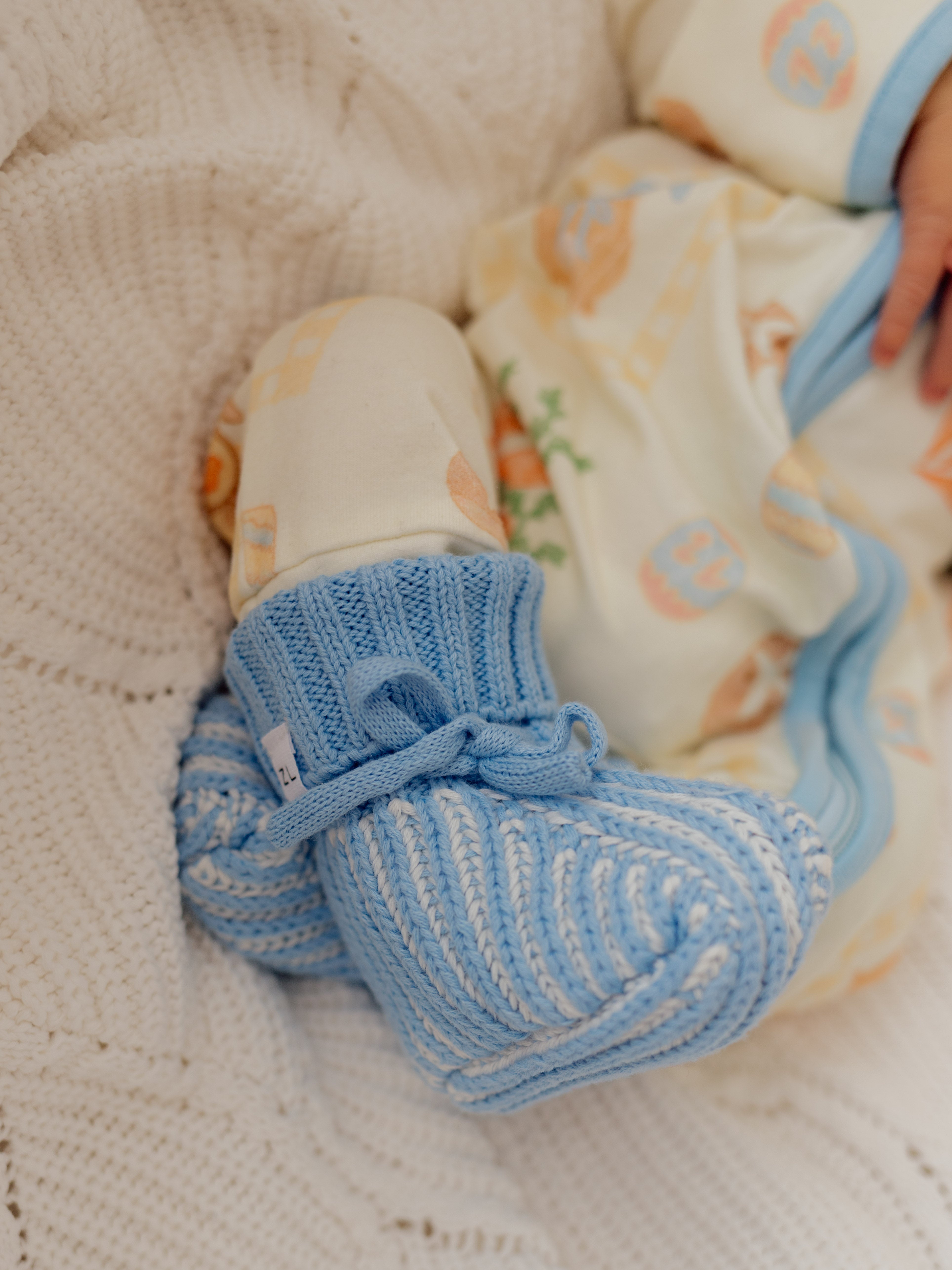 BOOTIES BEAU