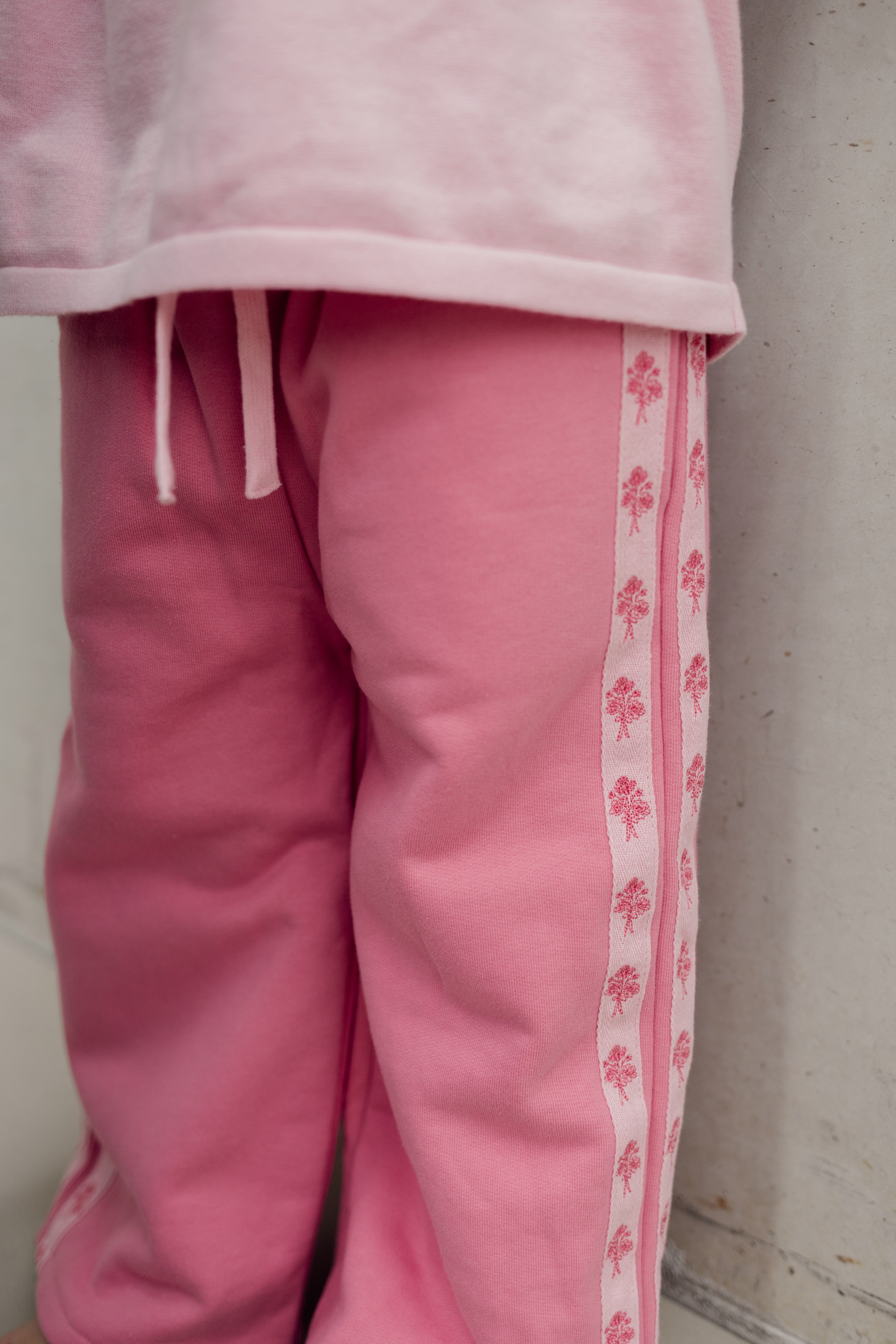 ARCHIE PANTS POET