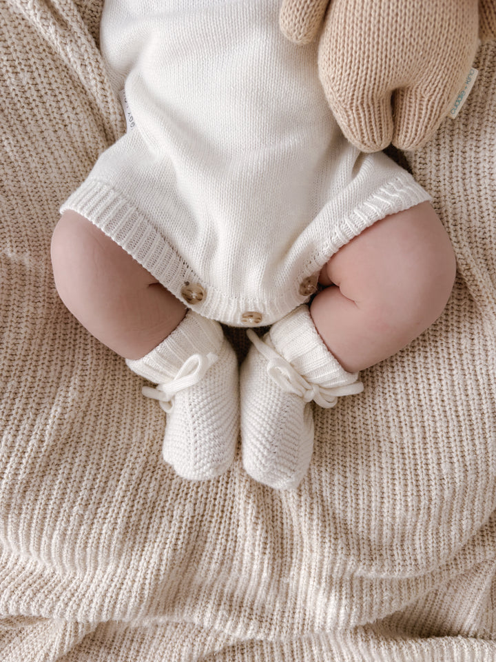 BOOTIES | MILK (PLAIN)