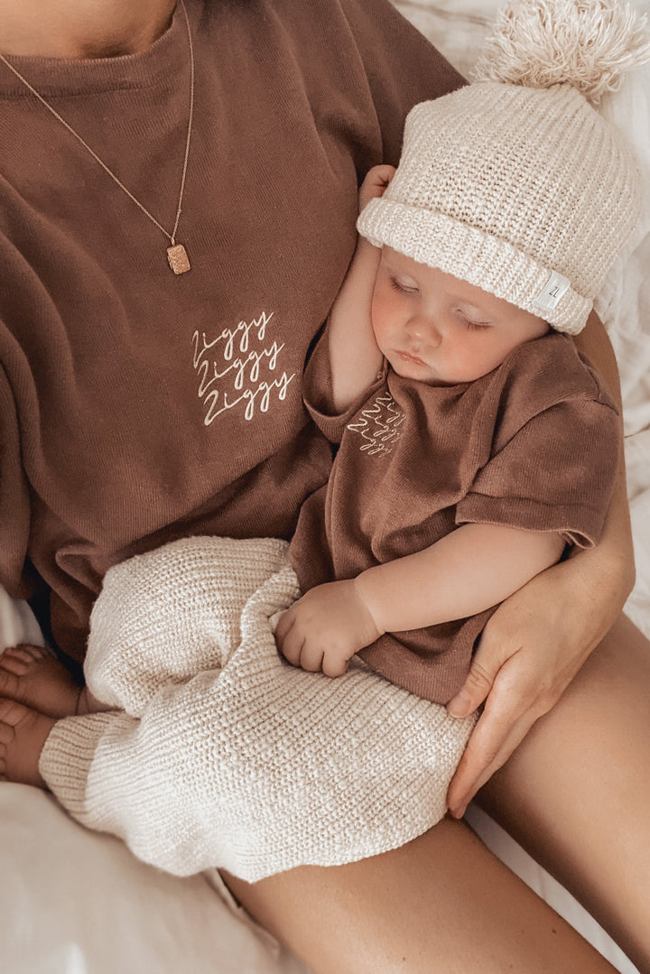 SIGNATURE TEE | CHOCOLATE OG (WOMEN'S)