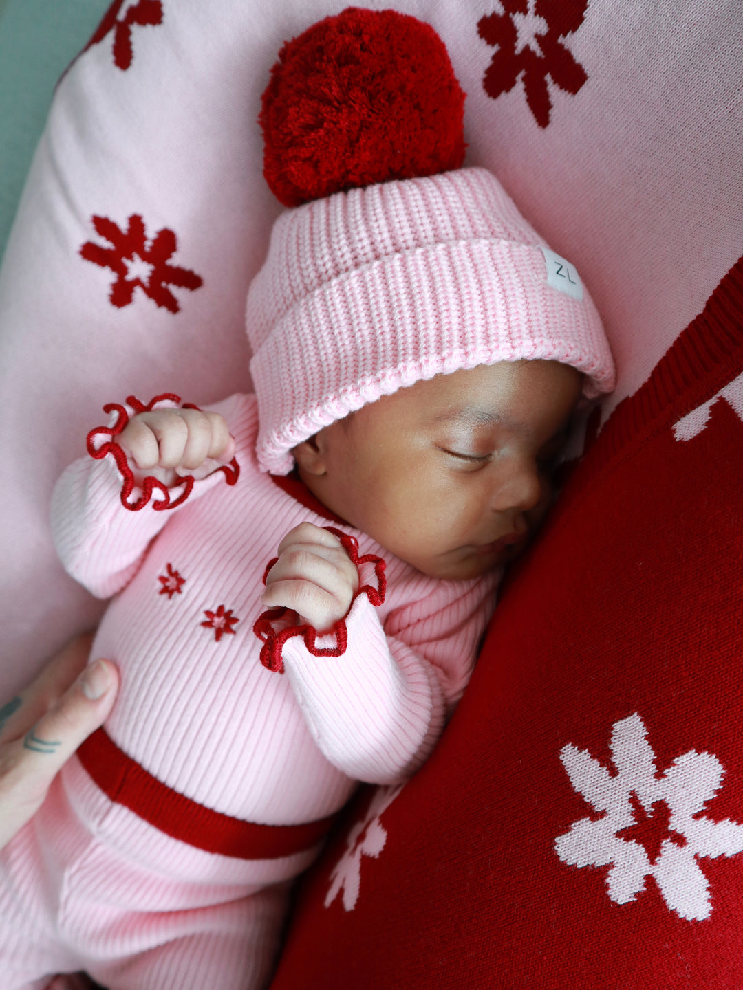 BEANIE | LOLA