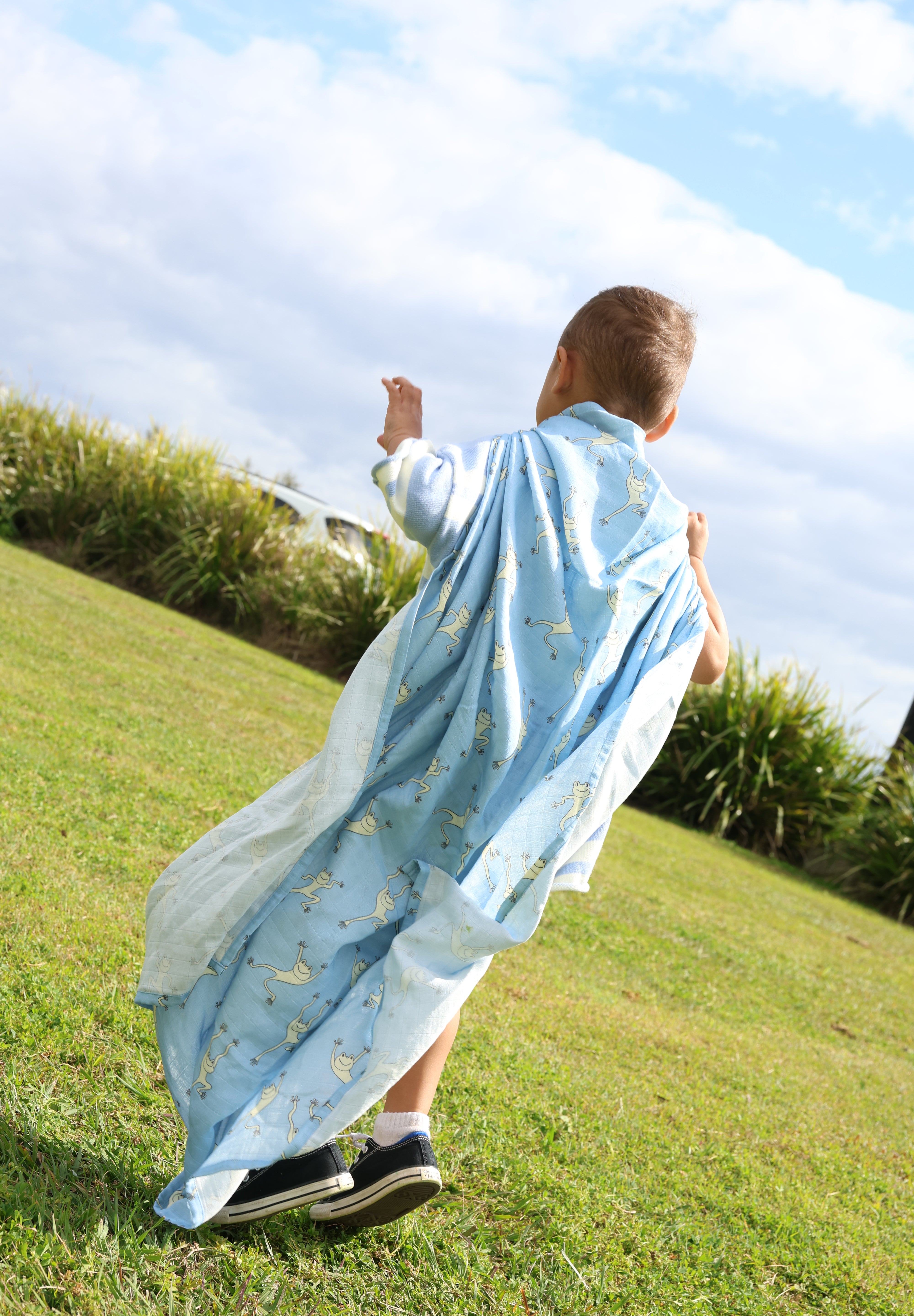 SWADDLE JUST GROOVIN'