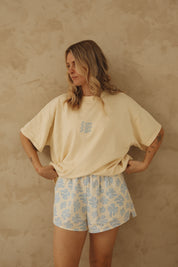 SIGNATURE TEE BUTTERCUP (WOMEN'S)