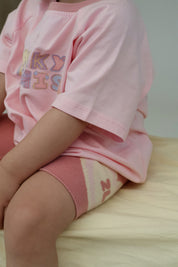 RAGLAN TEE PINKY PROMISE