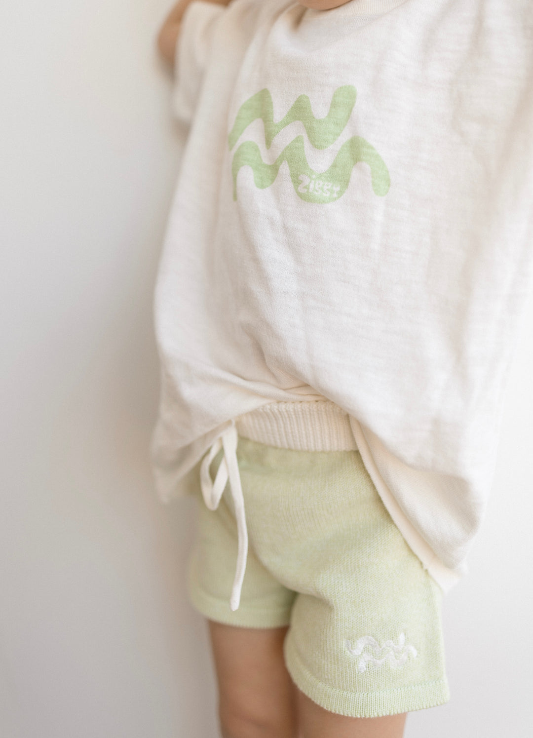 SHORTS | LIME