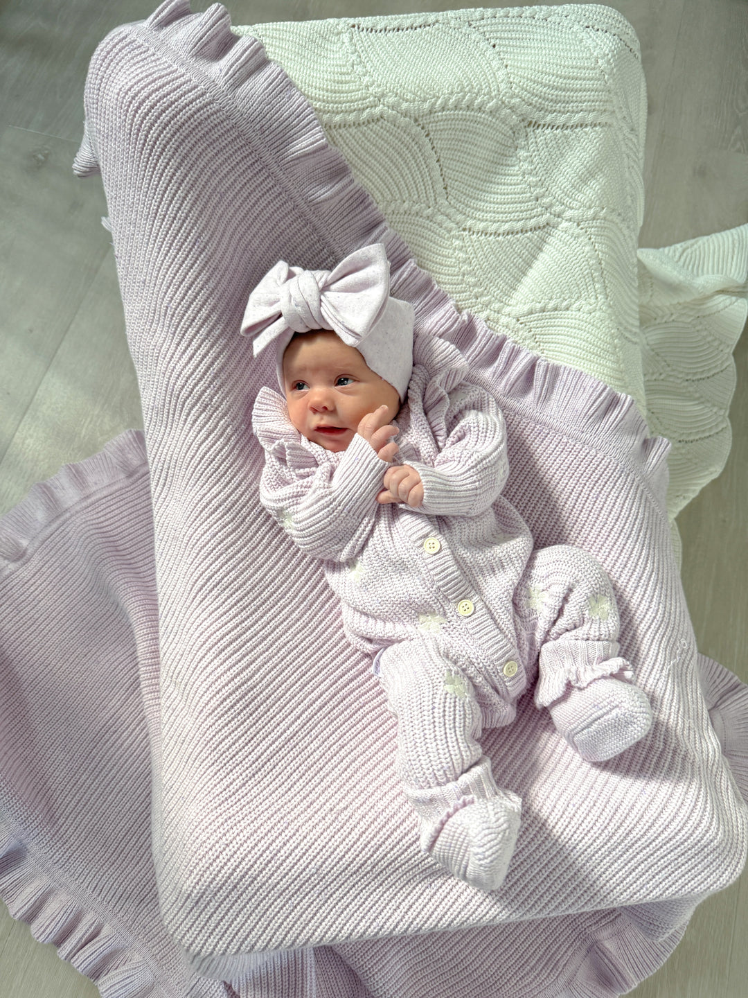 BLANKET LAVENDER FLECK FRILL