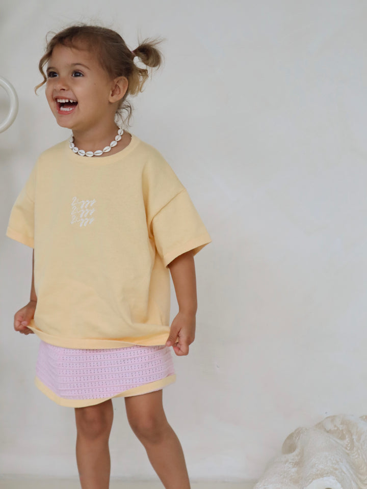 SIGNATURE TEE | BUTTER (KIDS)