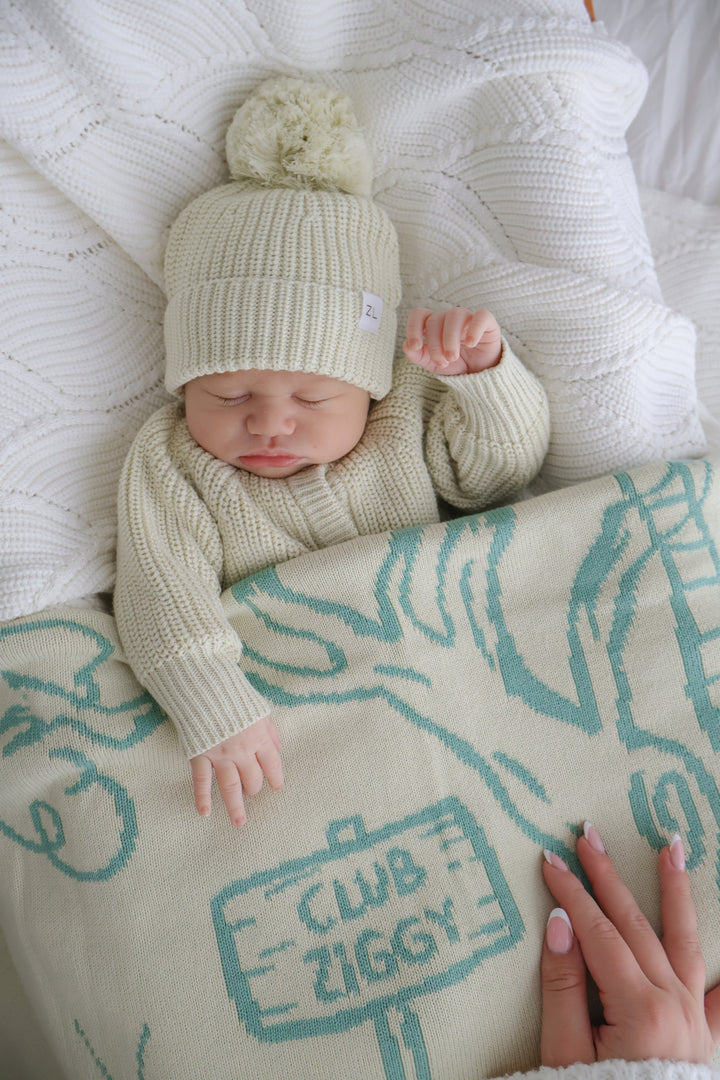 TEA TREE BUNDLE (BEANIE + BLANKET)