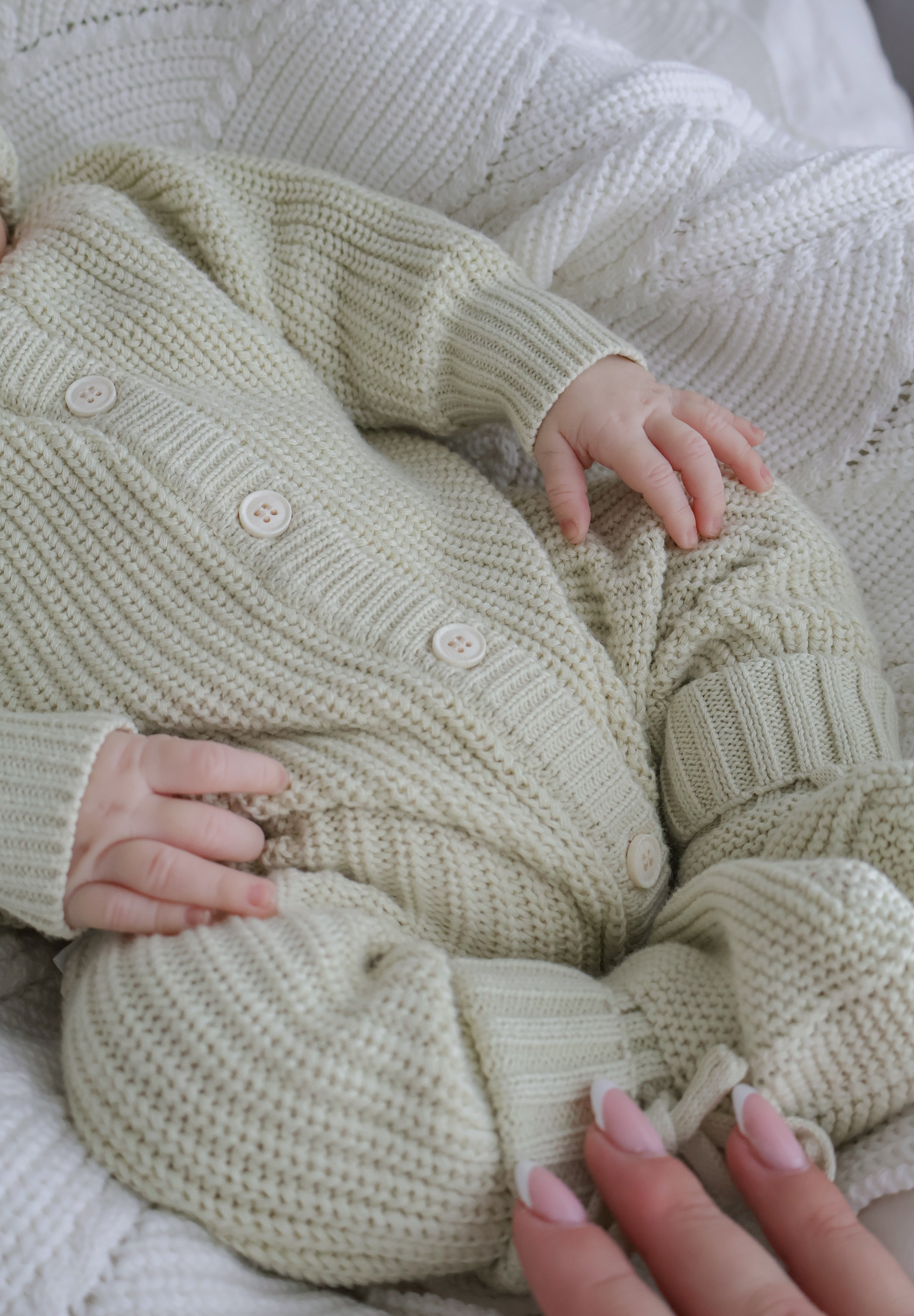 TEA TREE BUNDLE (BEANIE + BLANKET)