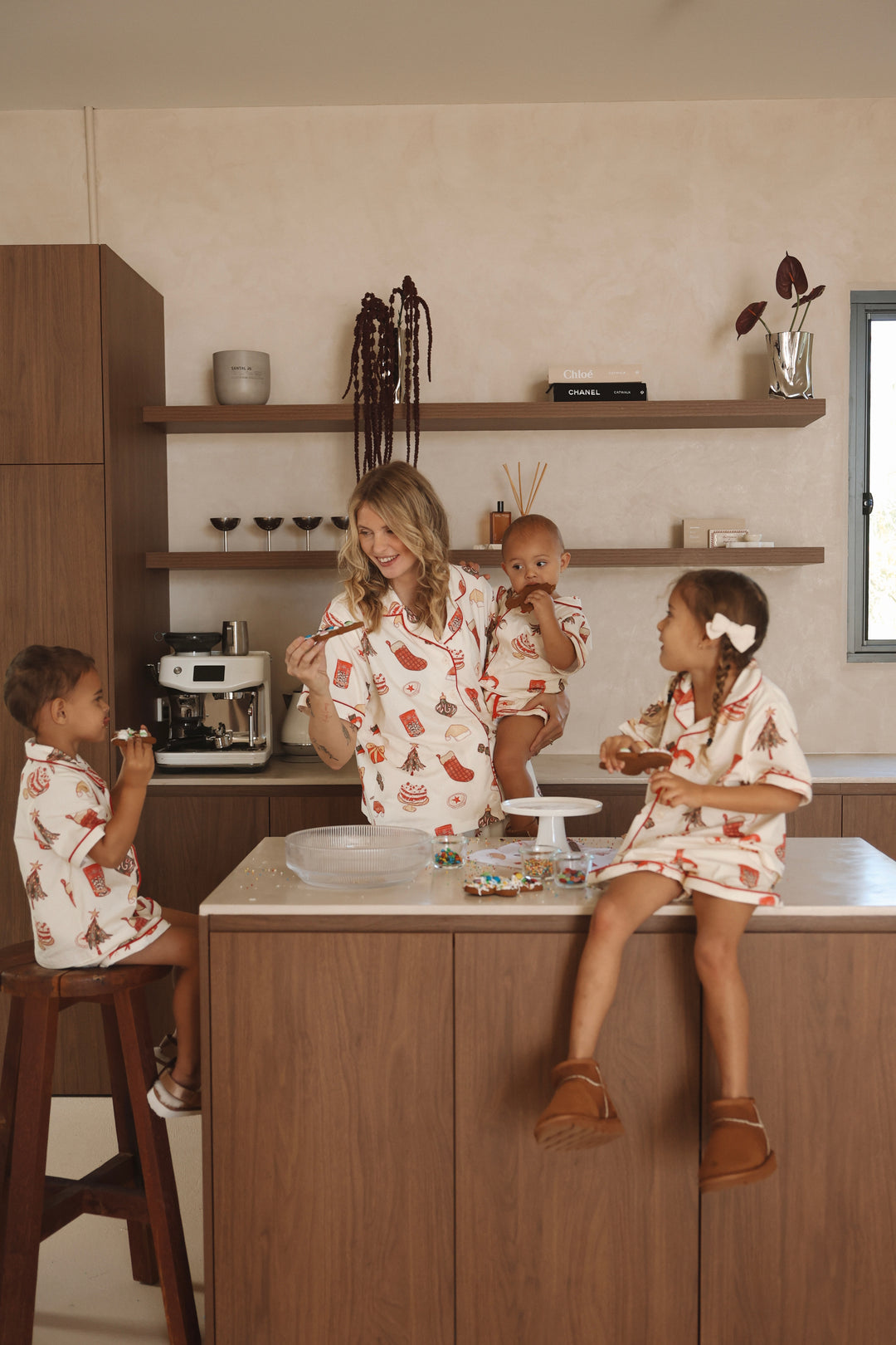 PYJAMA SET CHRISTMAS (WOMEN'S) - Pre-Order Mid November
