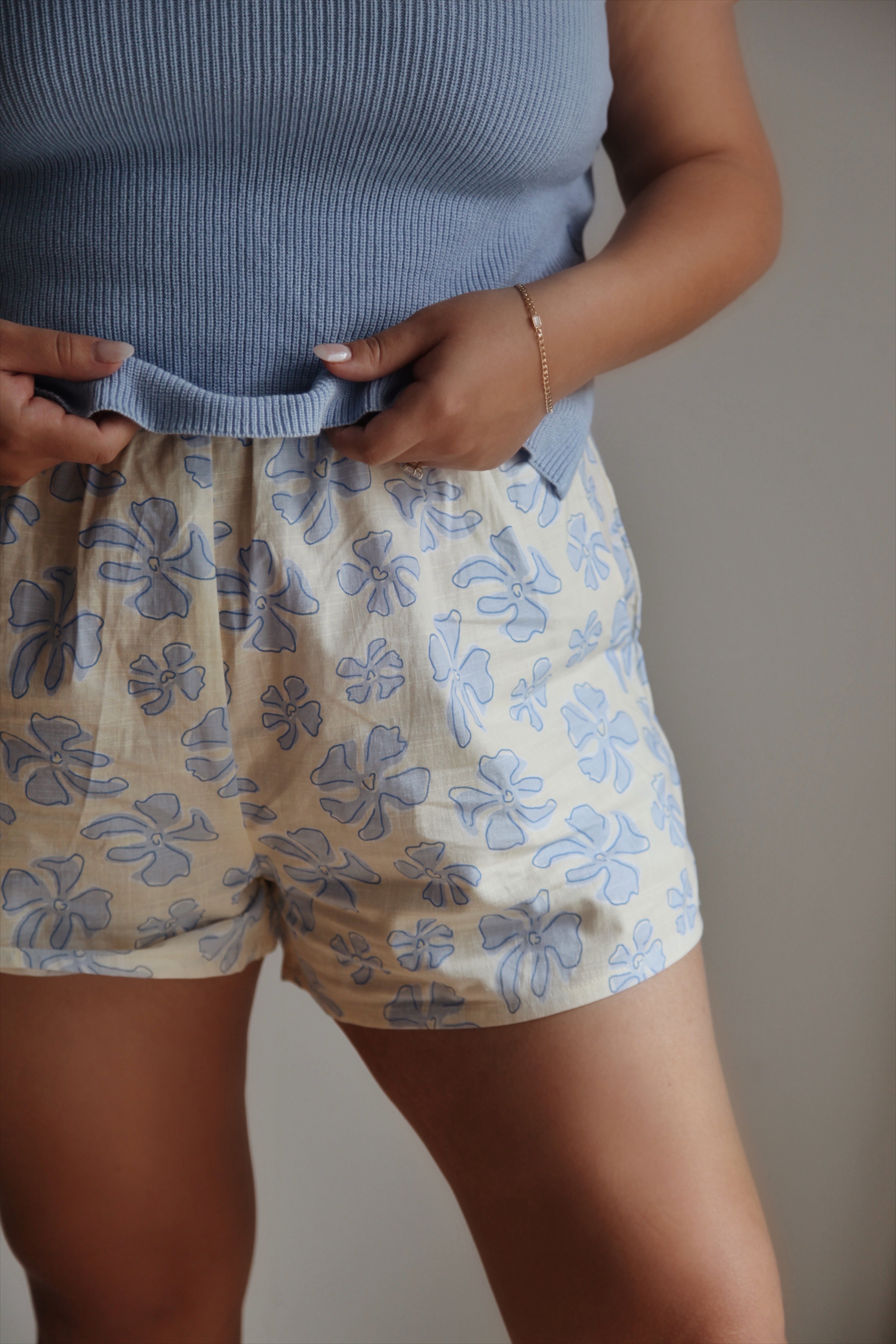 SHORTS MEADOW