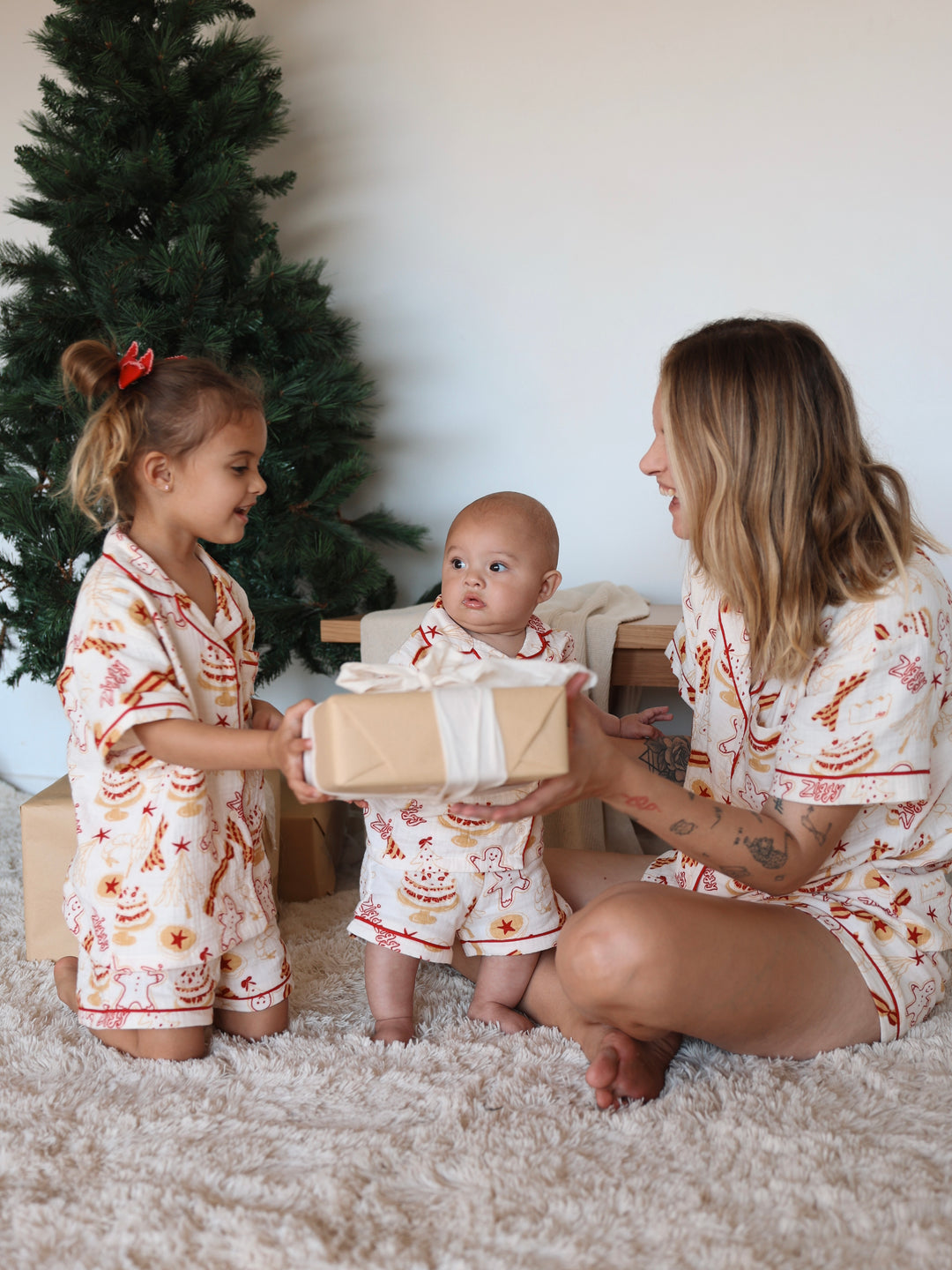 PYJAMA SET | CHRISTMAS (WOMEN'S) - Pre-Order Late November