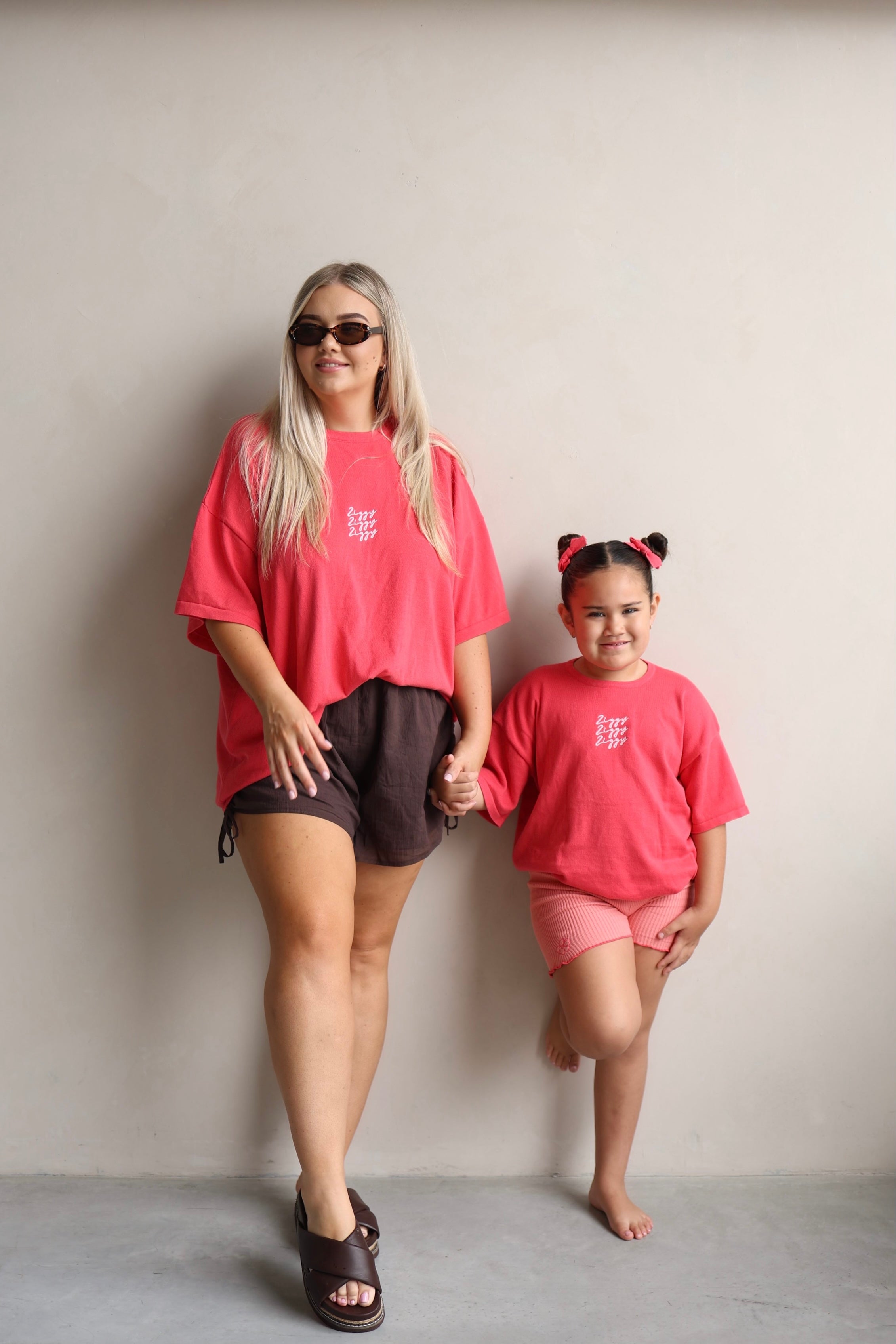 SIGNATURE TEE POMEGRANATE