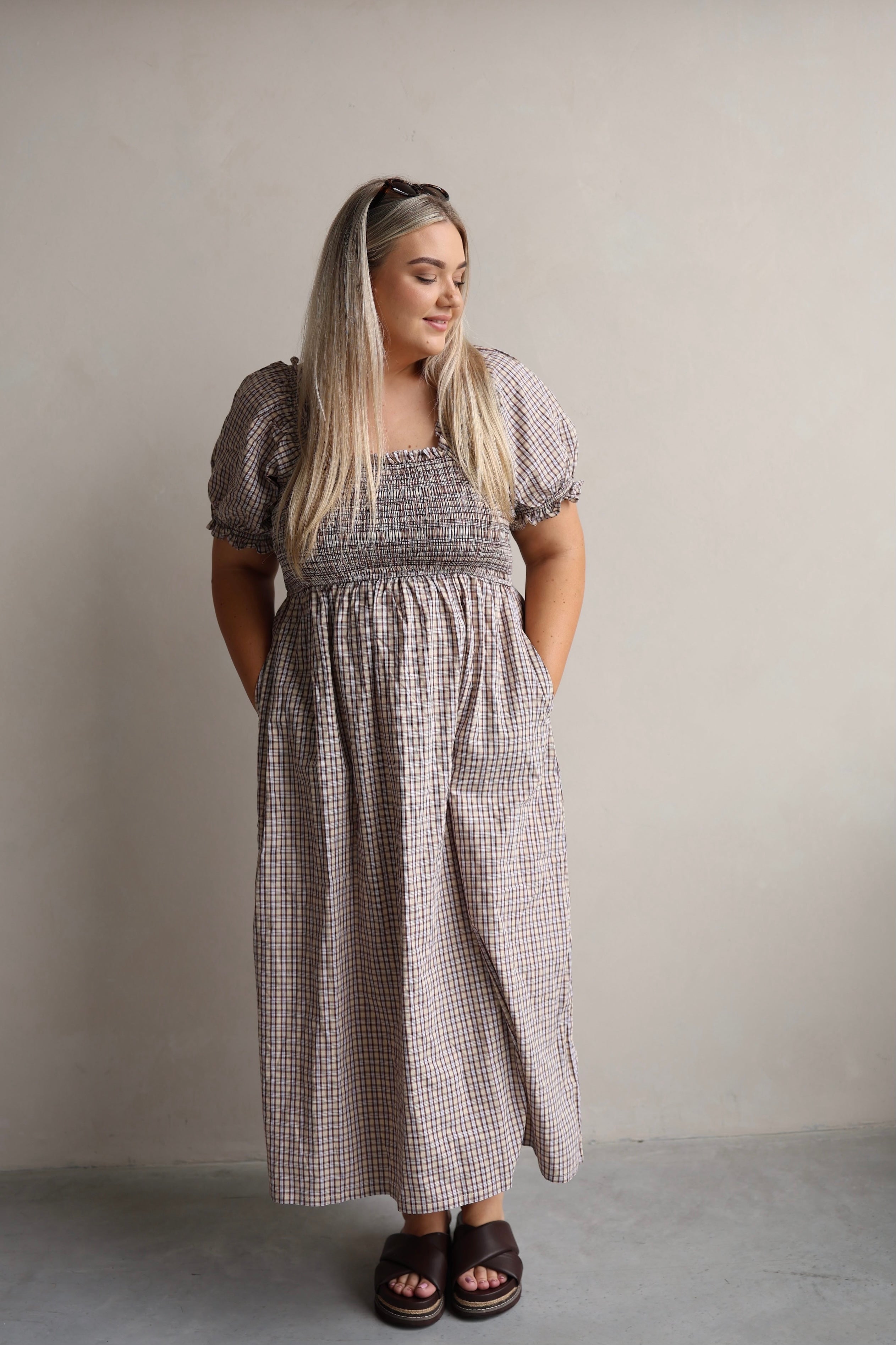 BAILEY DRESS TRUFFLE CHECK
