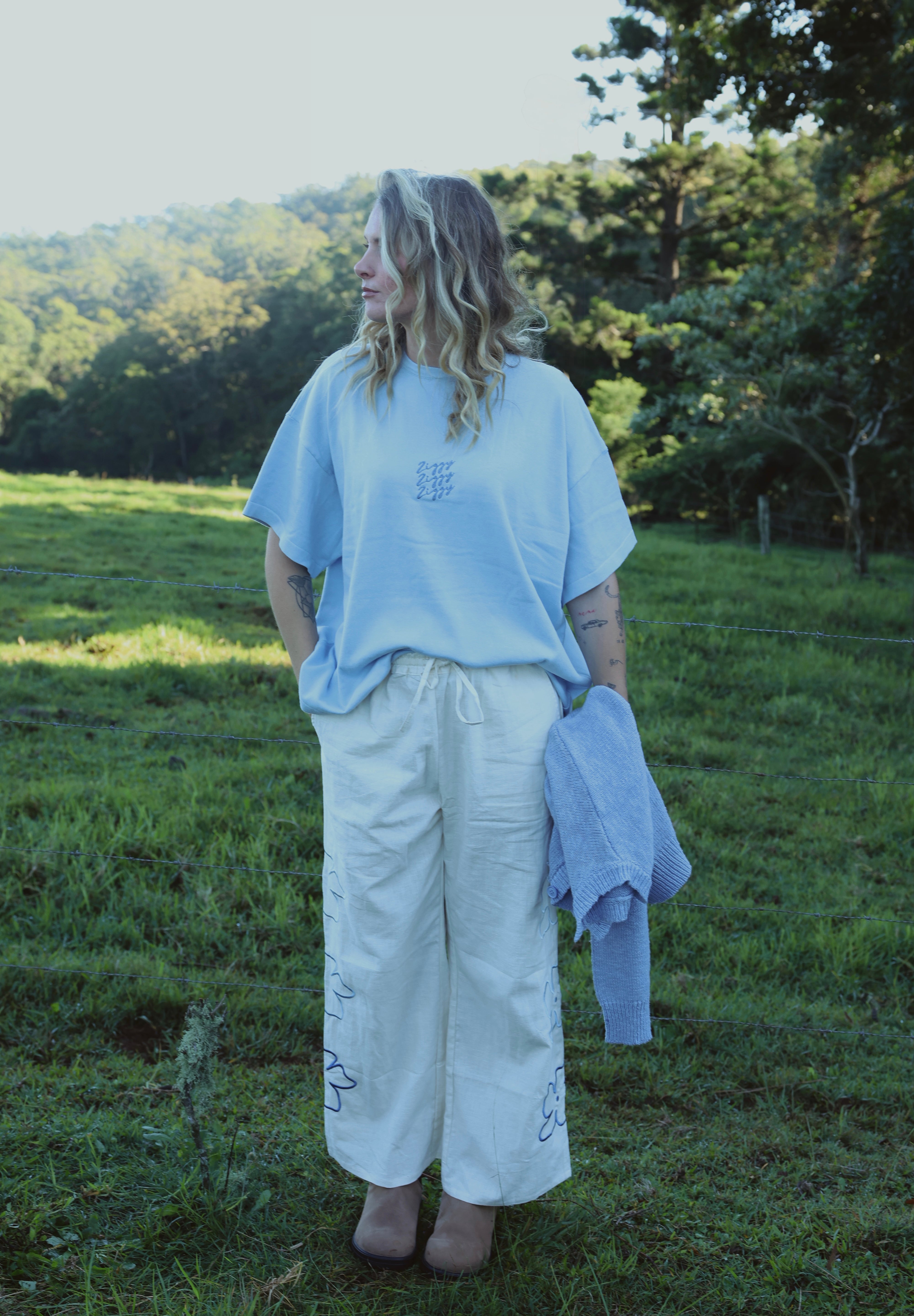 SIGNATURE TEE BREEZE (WOMEN'S)