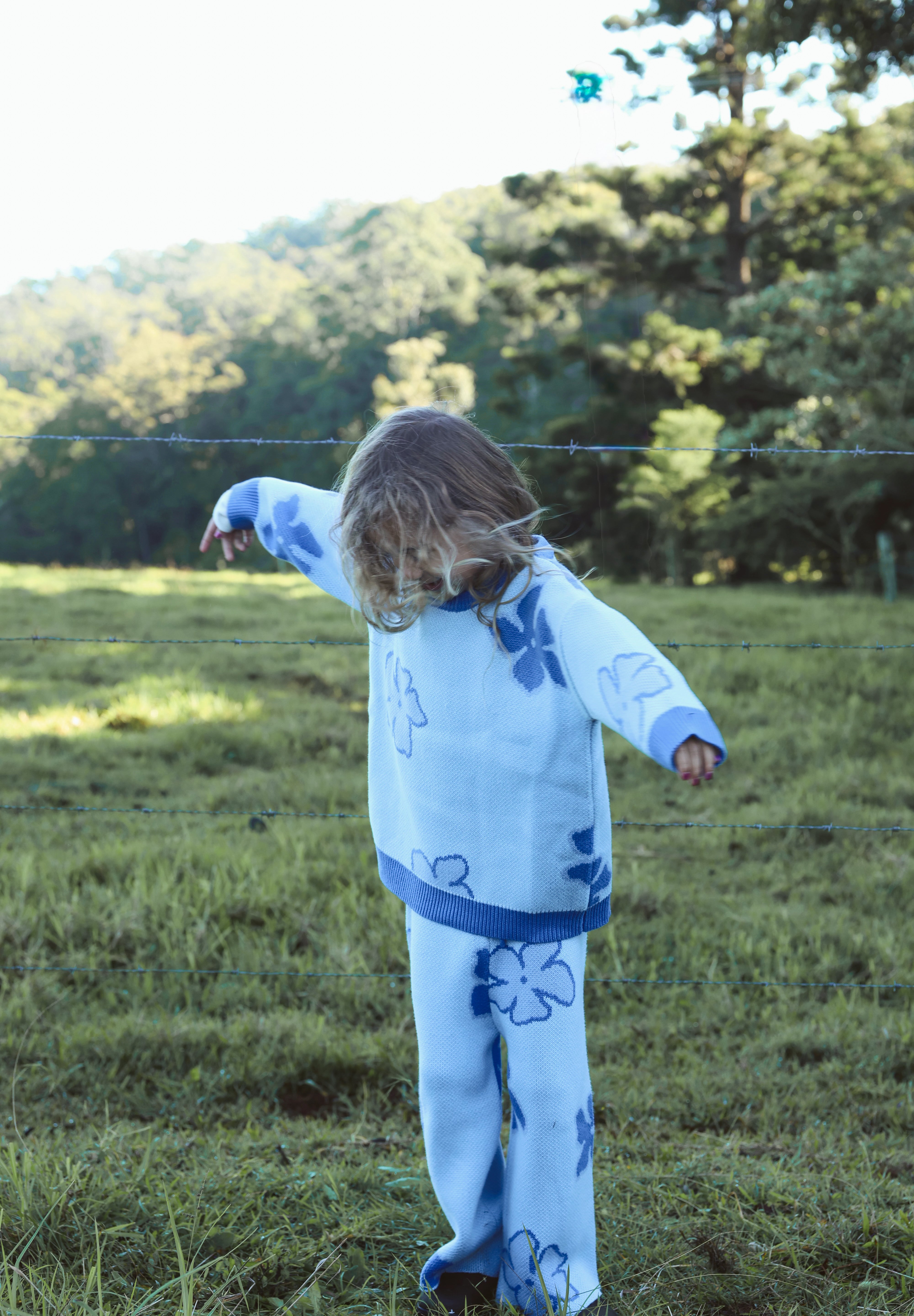 JUMPER WILLOW