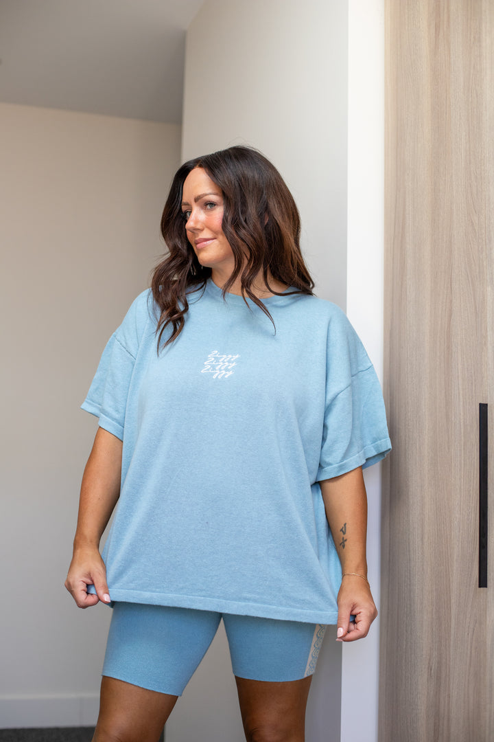 SIGNATURE TEE | ATIS (WOMEN'S)