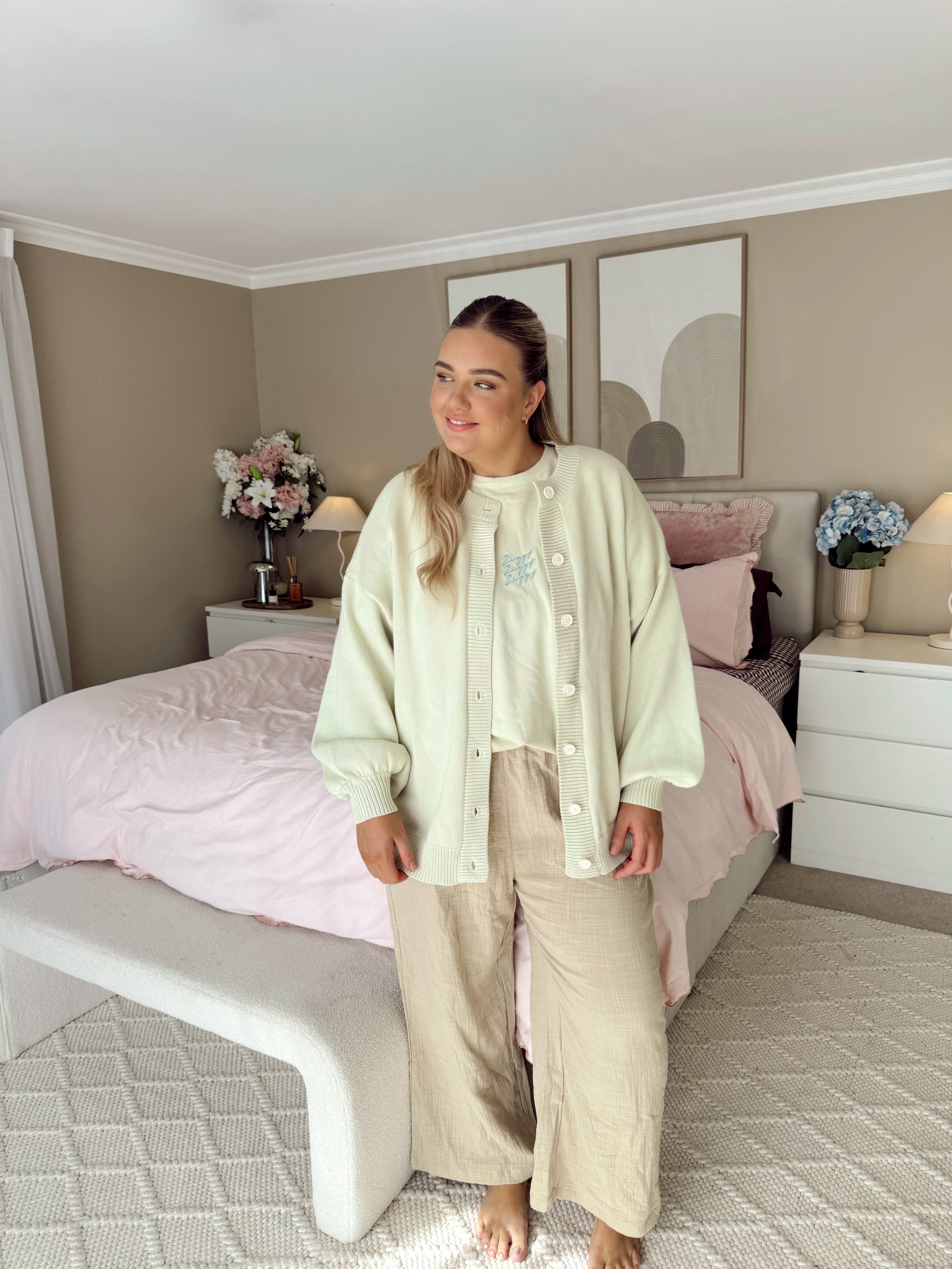 ESSENTIAL PANTS PISTACHIO