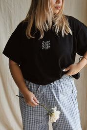 SIGNATURE TEE ONYX (WOMEN'S)