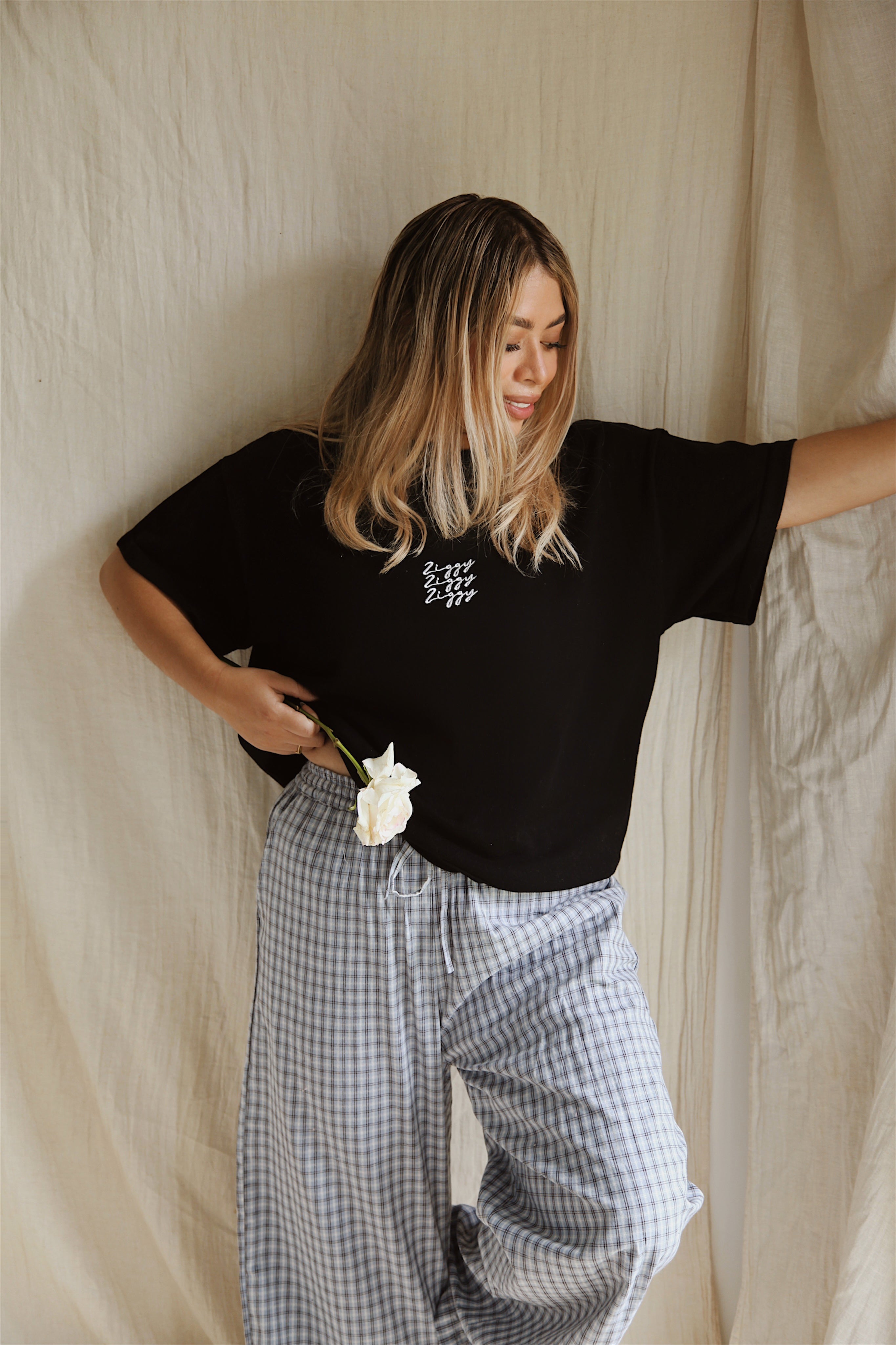 SIGNATURE TEE ONYX (WOMEN'S)