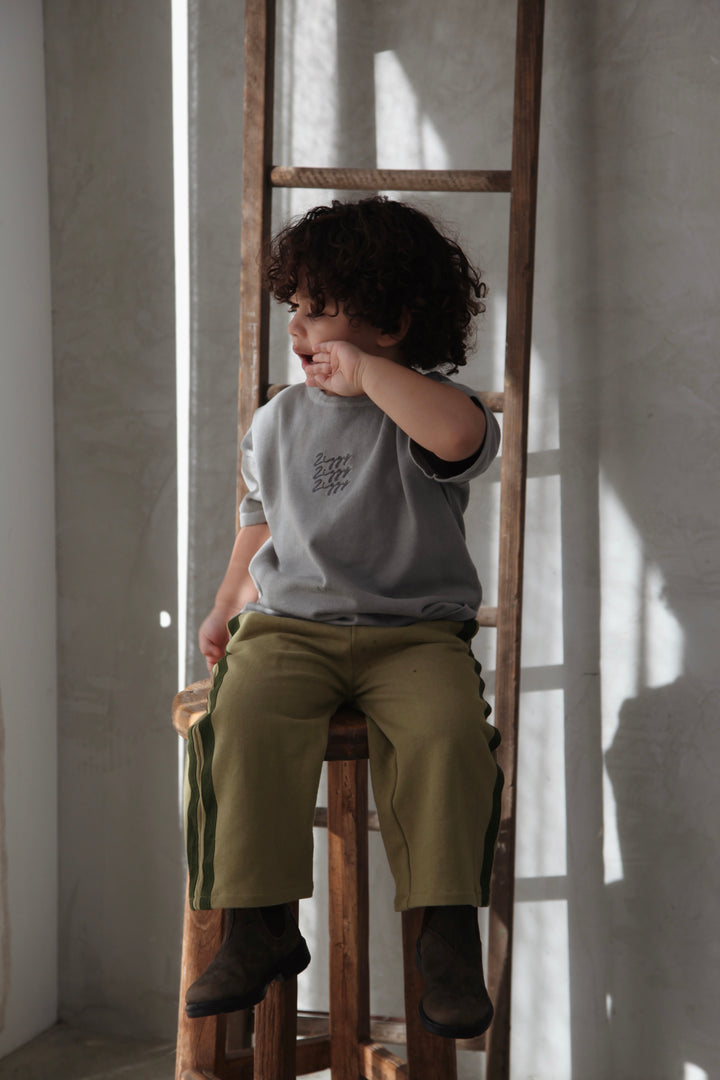 SIGNATURE TEE | GRAY (KIDS)