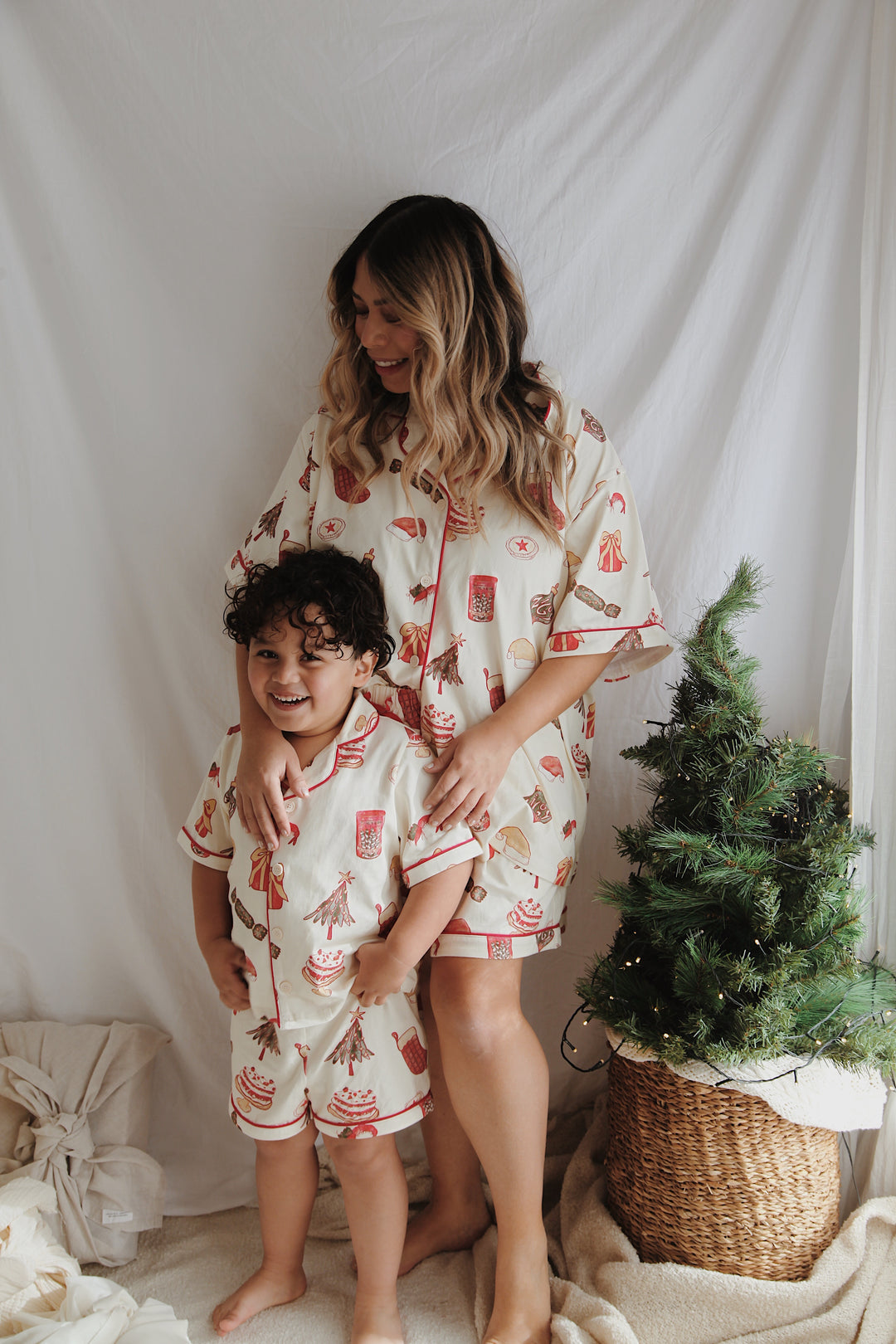 PYJAMA SET CHRISTMAS (WOMEN'S) - Pre-Order Mid November