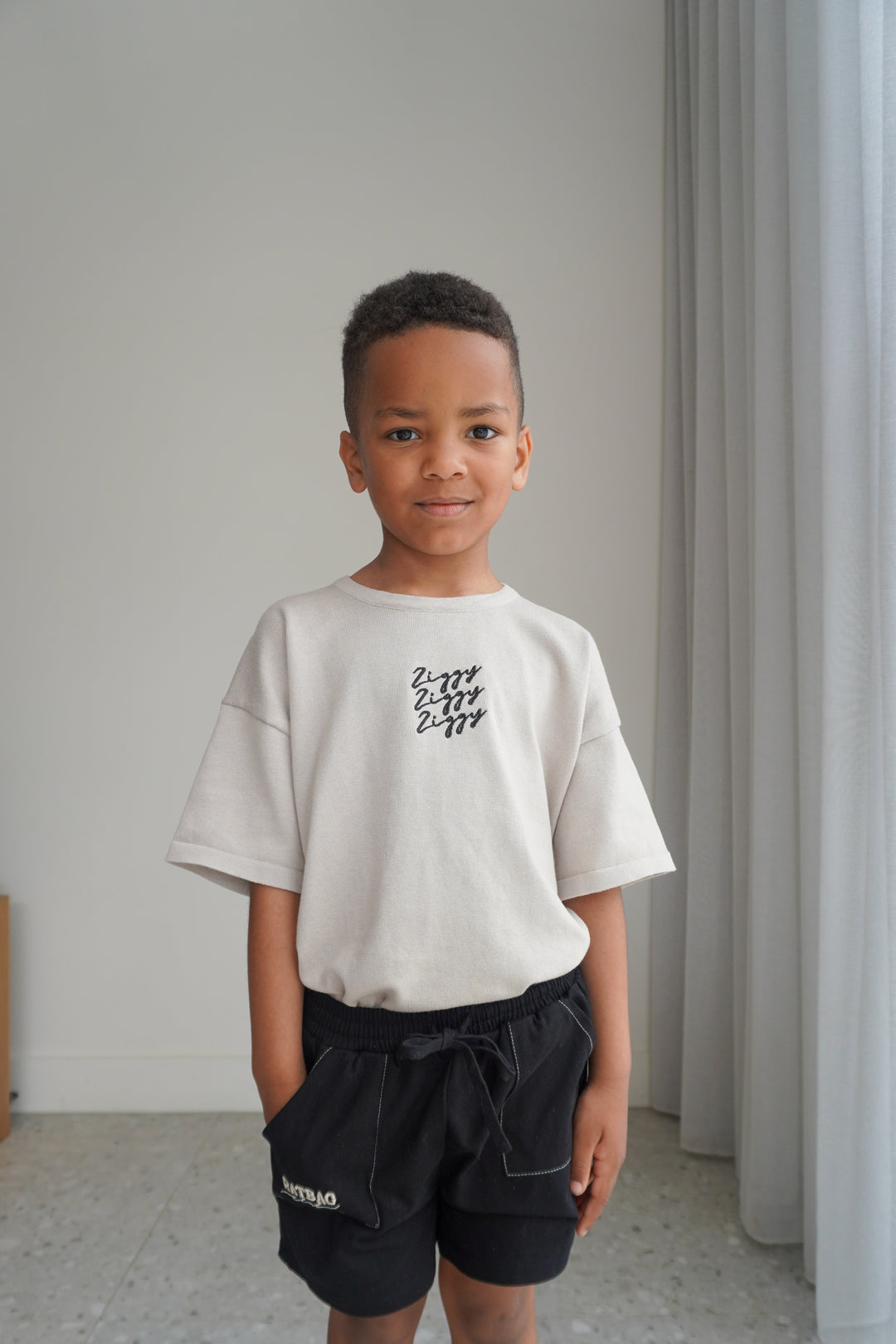 SIGNATURE TEE | DUSTY