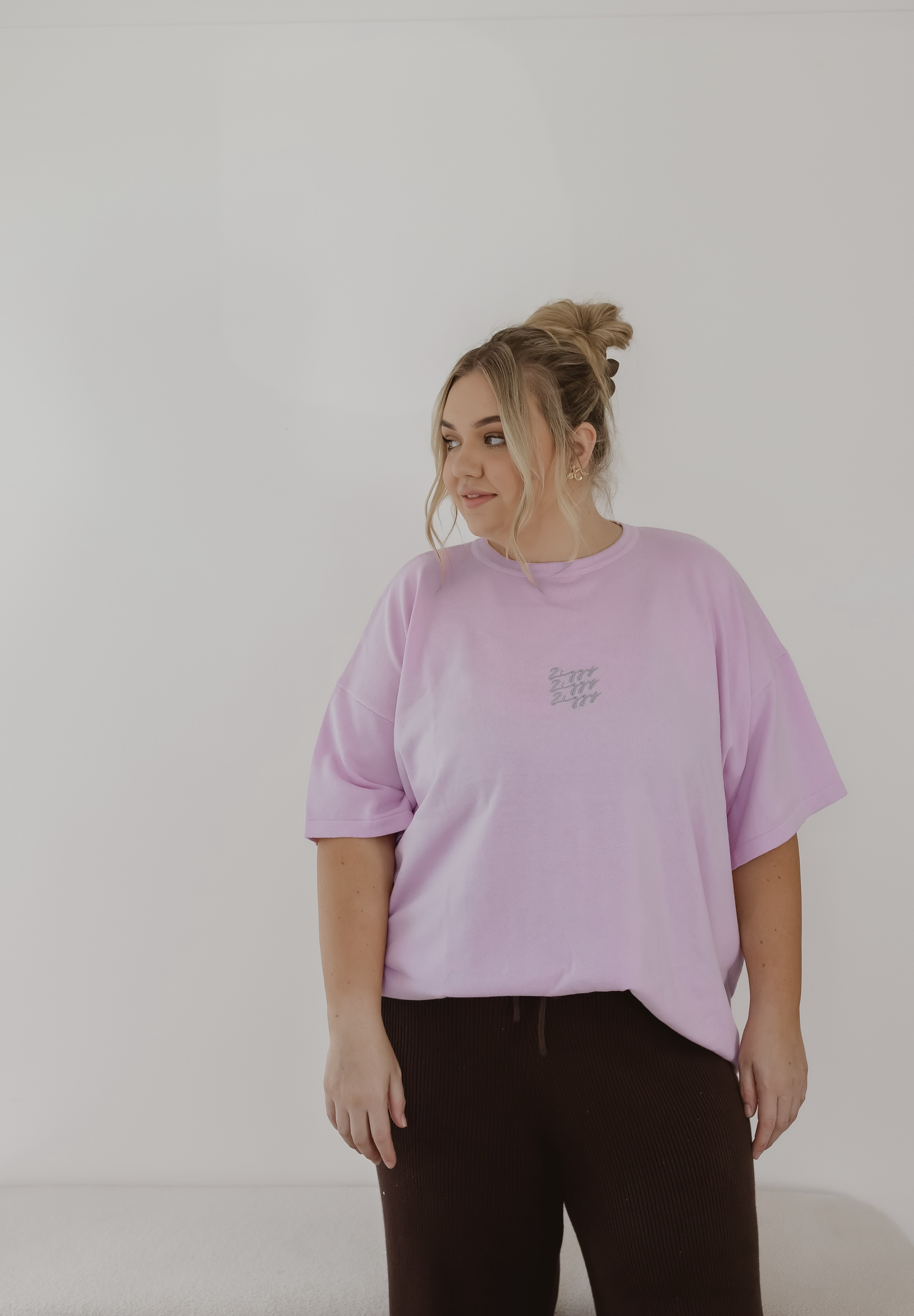SIGNATURE TEE LILAC (WOMEN'S)