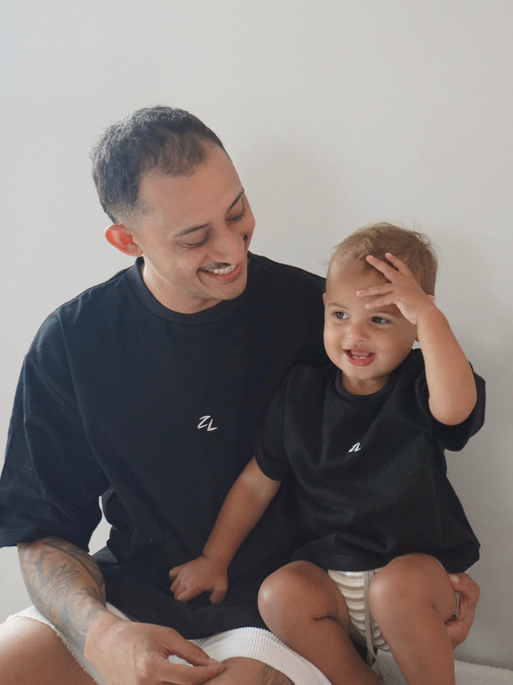 TEE | BLACK (KIDS)