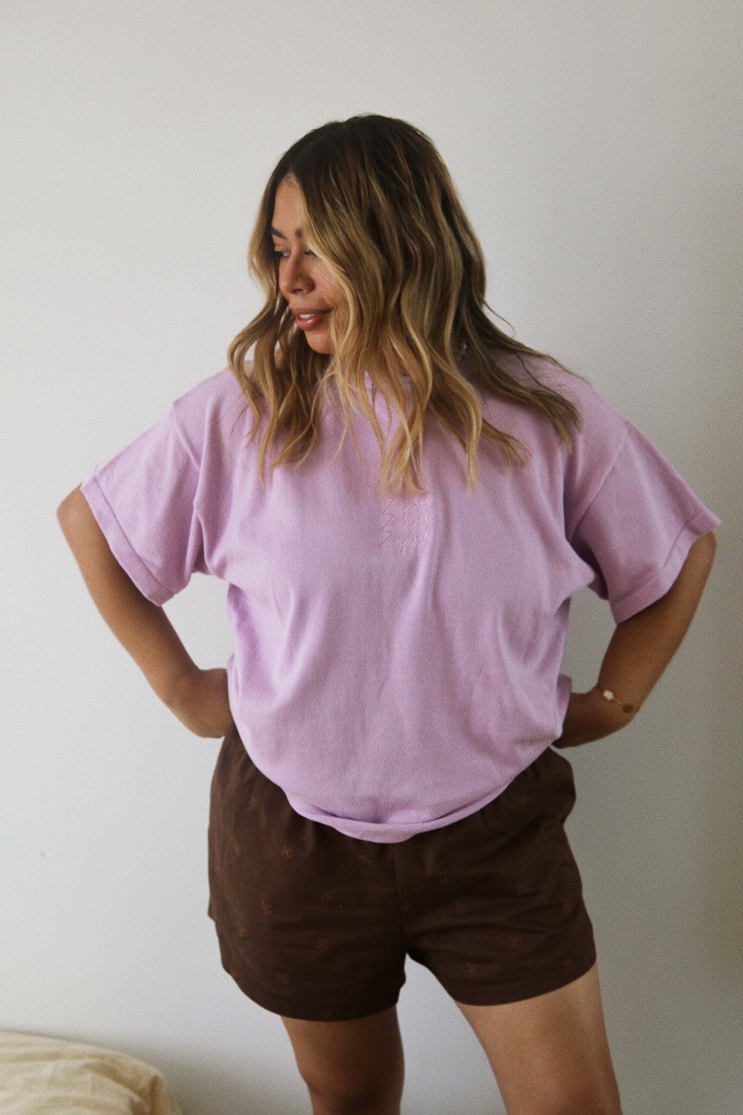洋楽 Sydney SIGNATURE TEE ELOWEN (WOMEN'S) – Ziggy Lou™