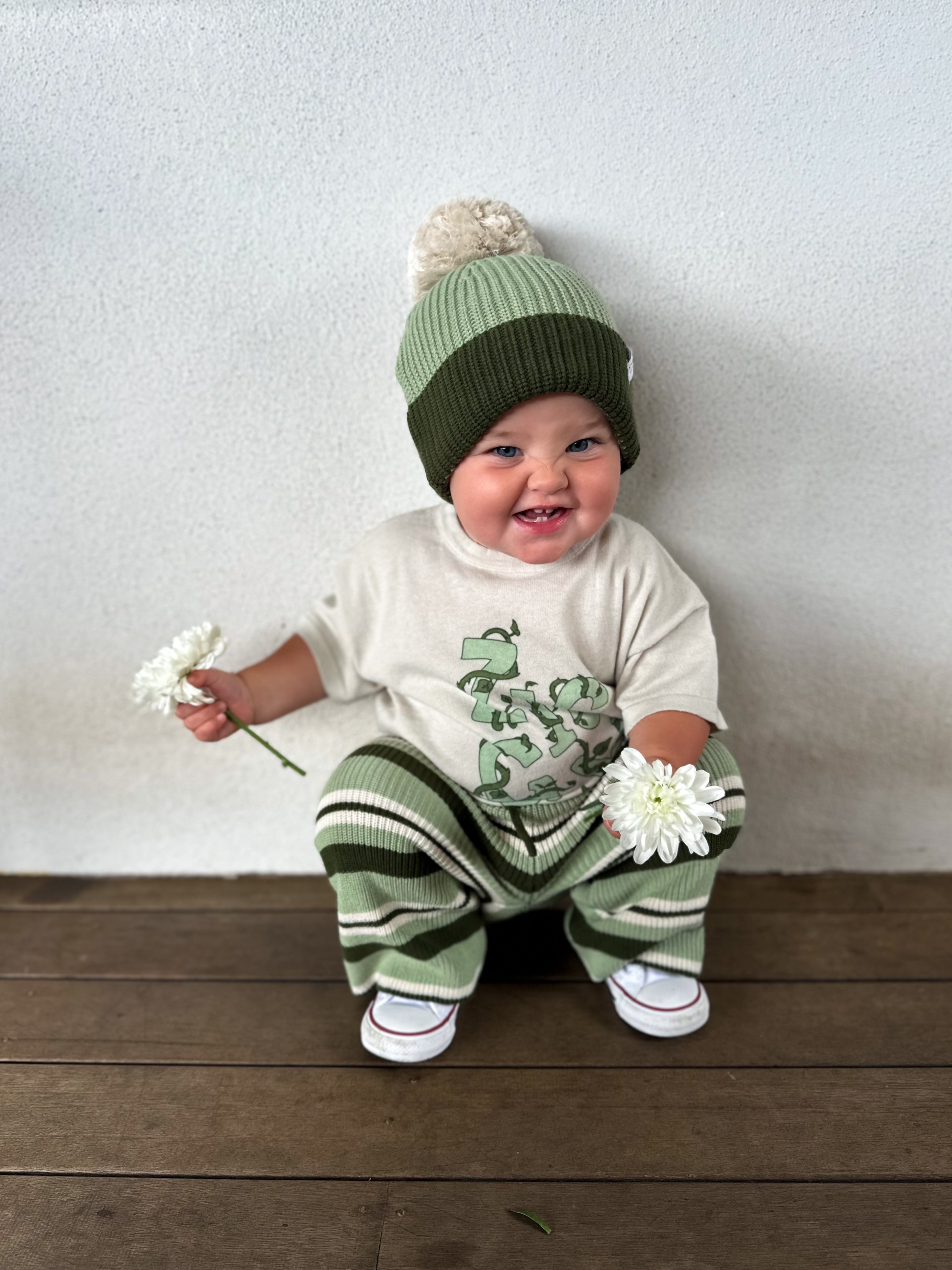 TEE VINES