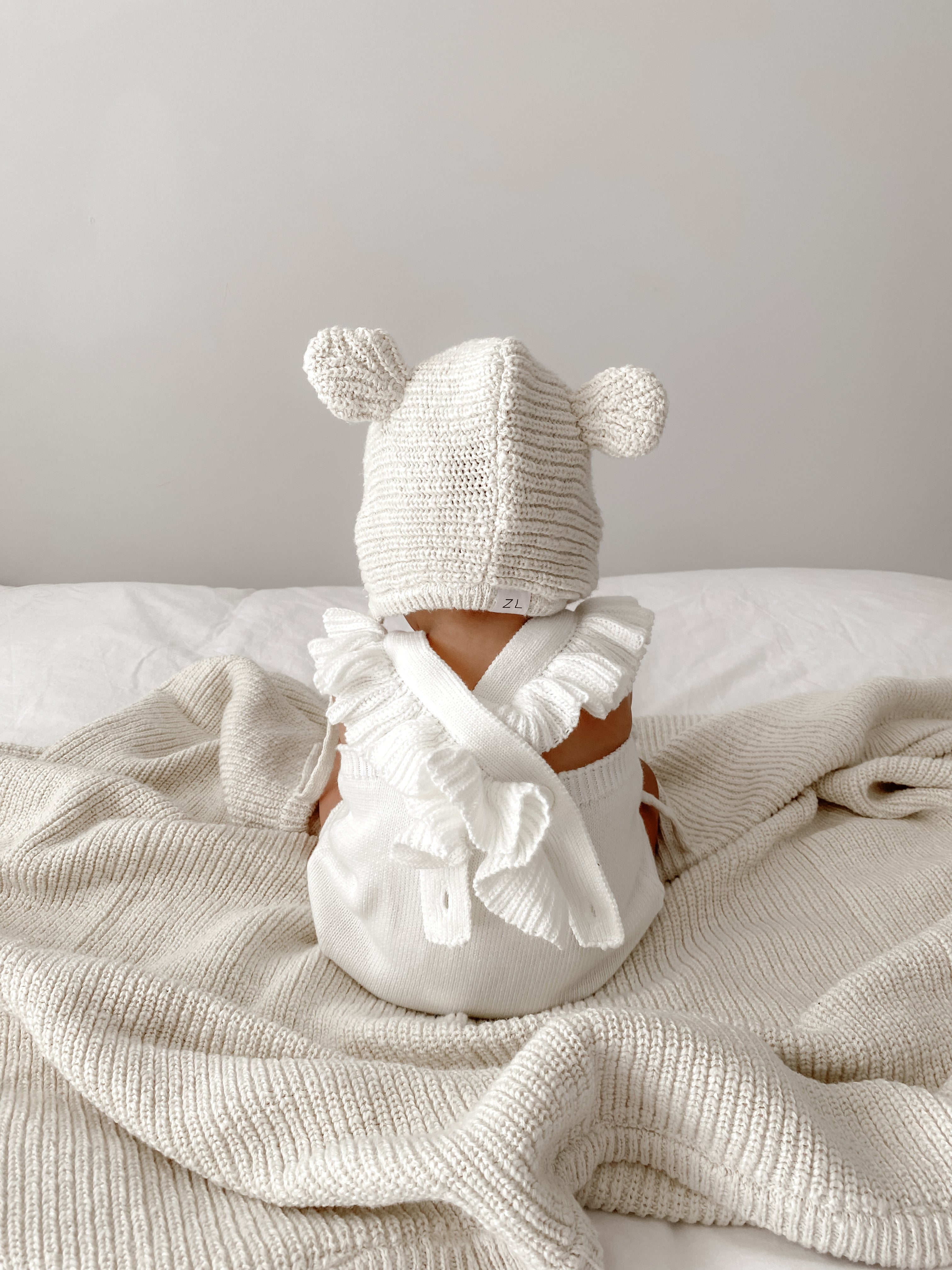 FRILL ROMPER MILK
