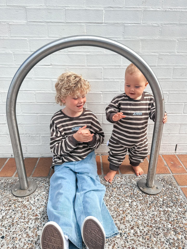 ARLO PLAYSUIT | FINN