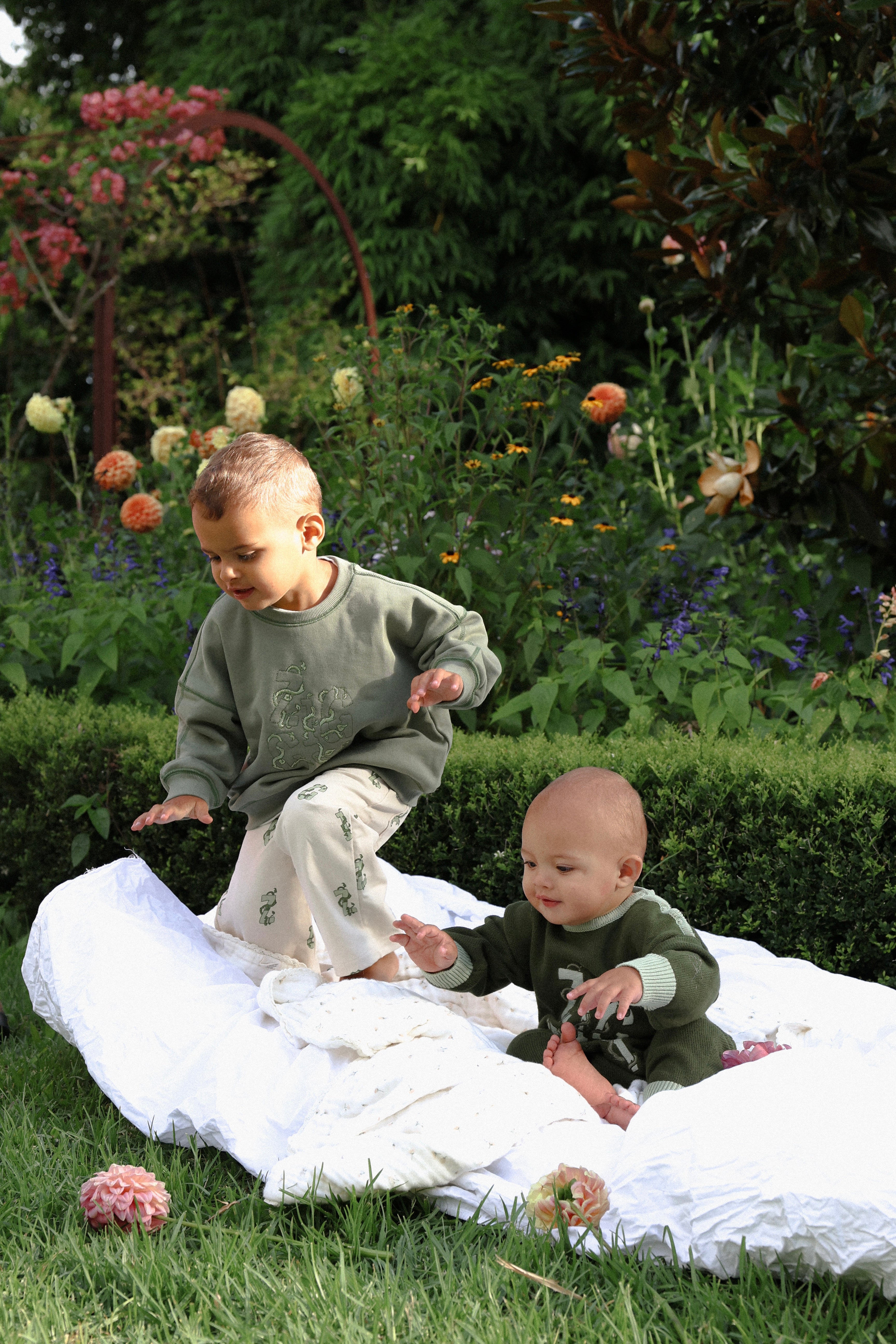 CANVAS PANTS VINES