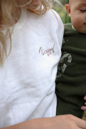 ESSENTIAL TEE JUNE