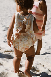 SIA SINGLET | CALI