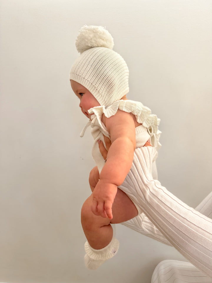 BONNET | MILK (POM POM)